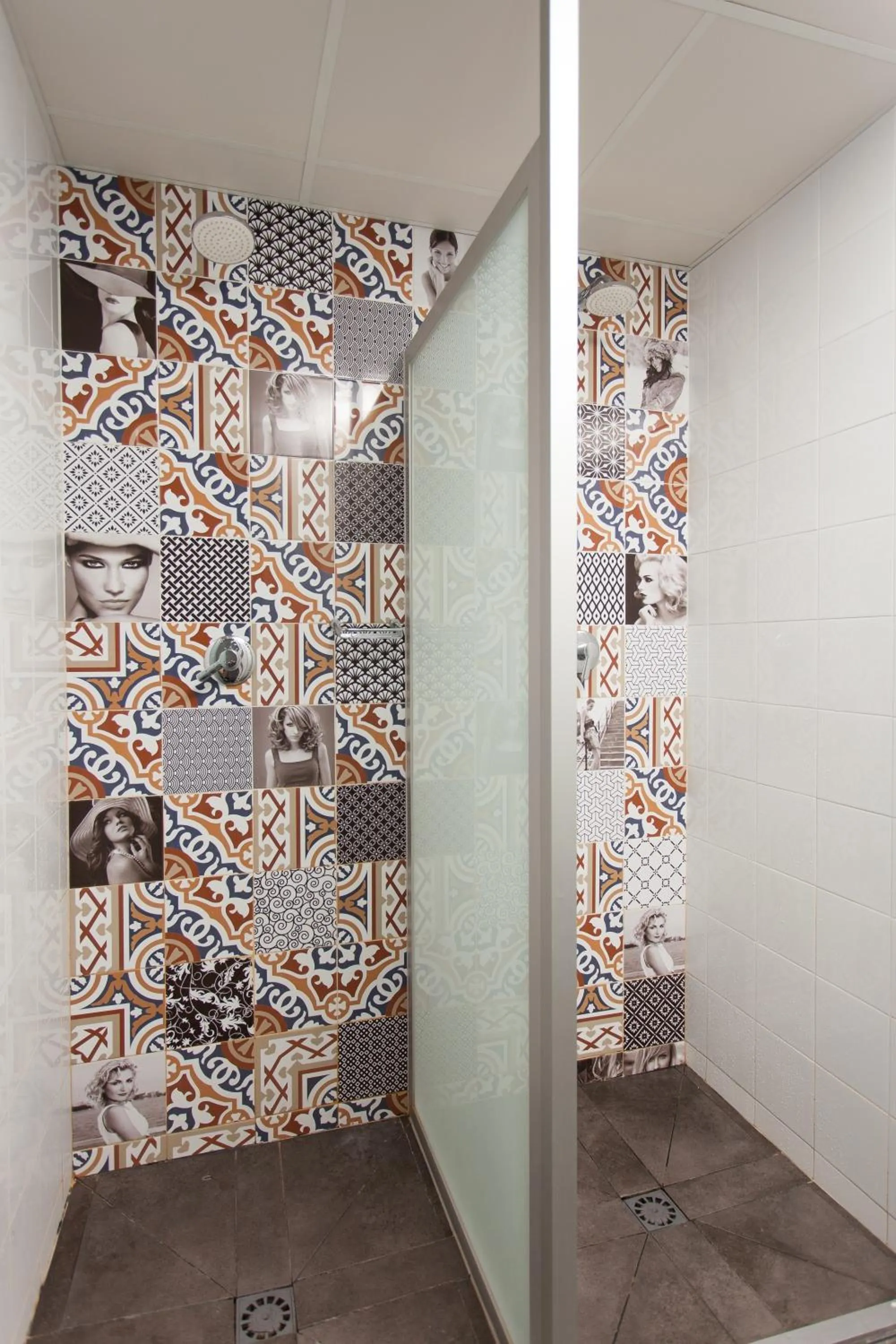 Bathroom in Dream Cube Hostel