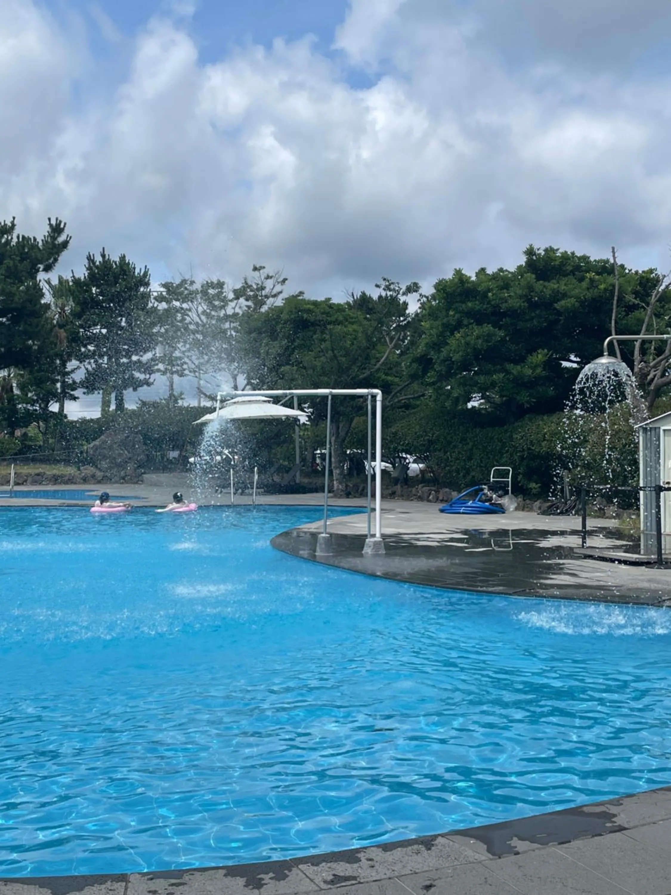 Swimming pool in Hallim Resort