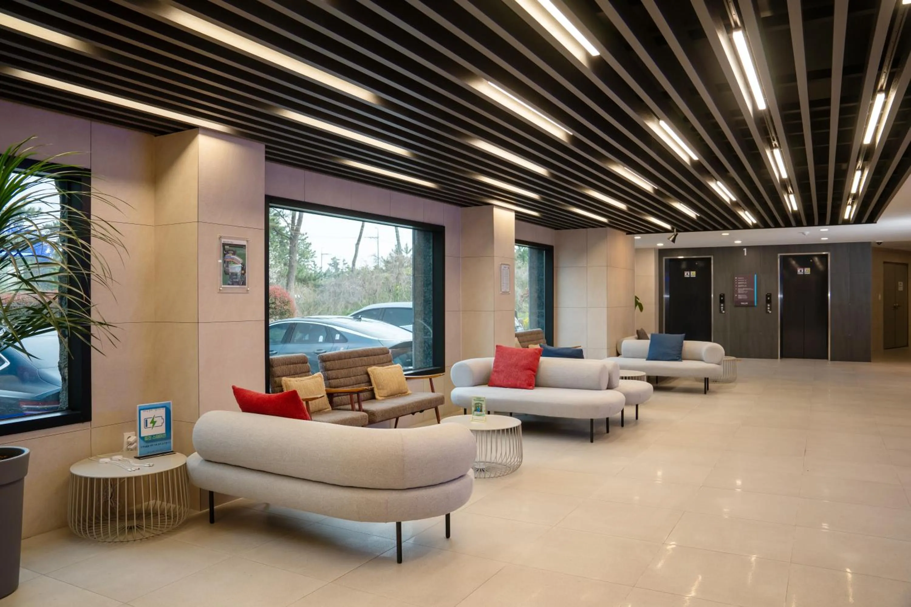 Lobby or reception in Hallim Resort