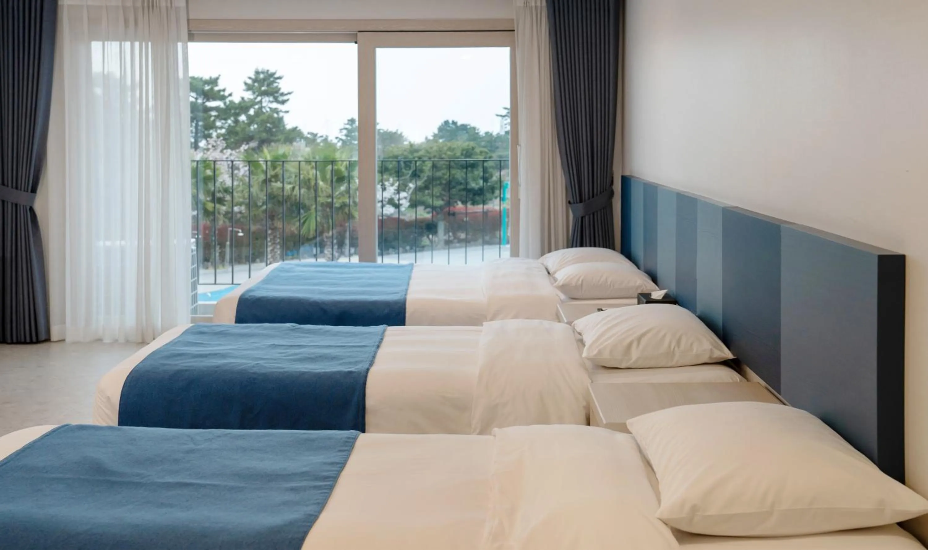 Bed in Hallim Resort