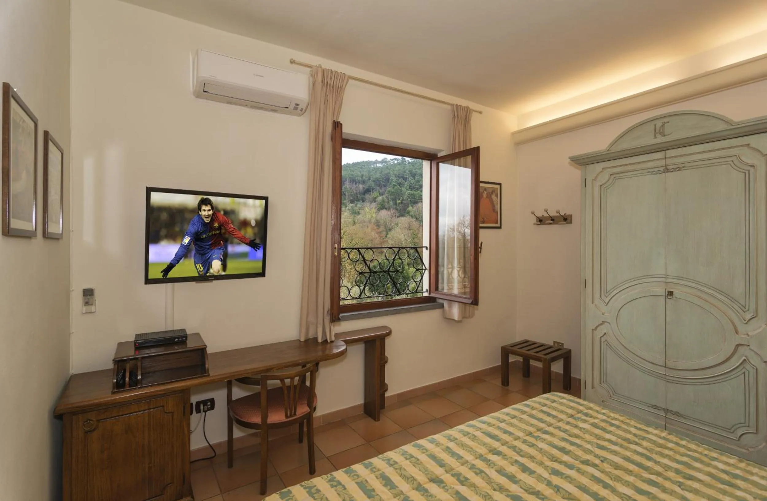 Bedroom, Bed in Hotel Ristorante da Carlos