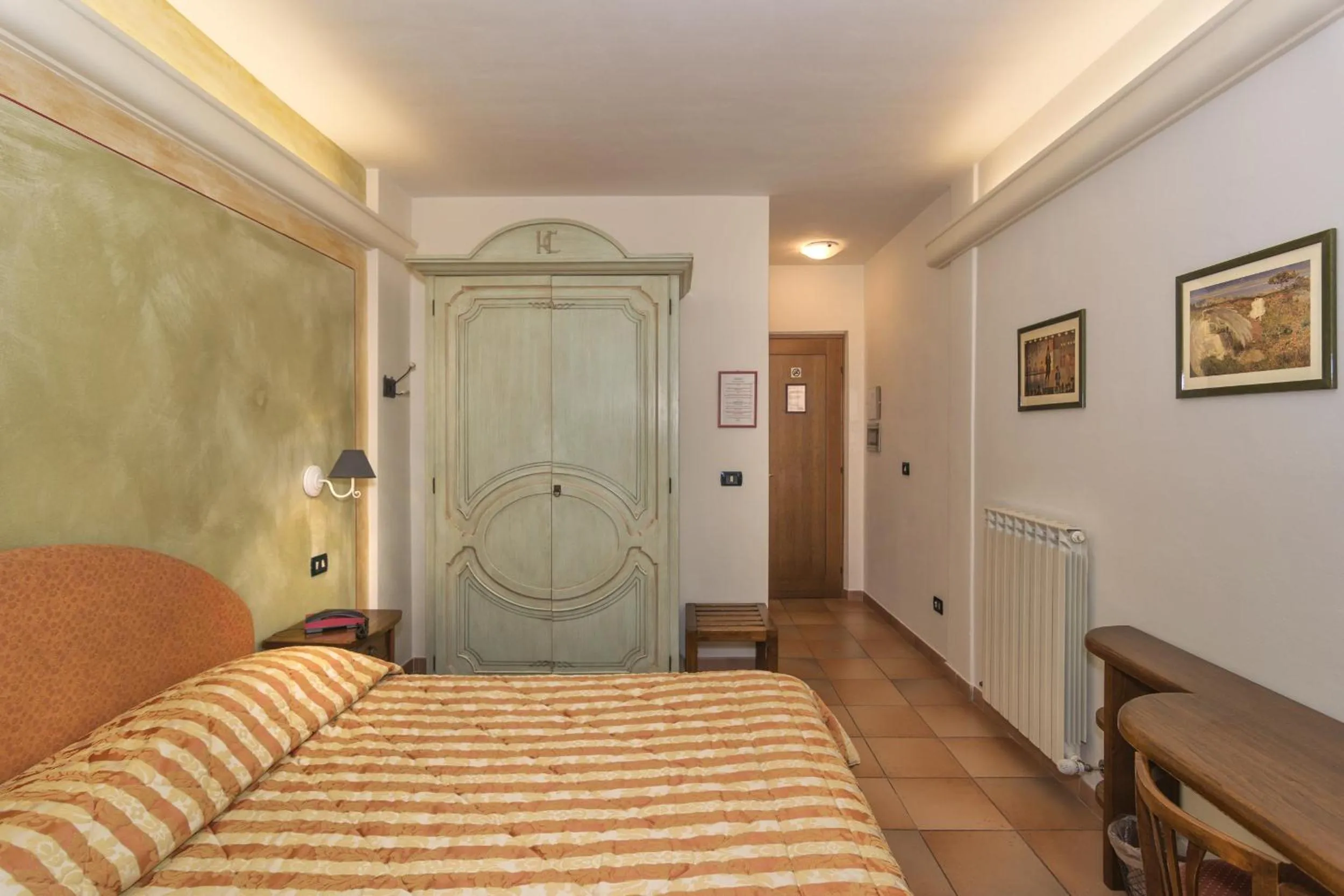 Bedroom, Bed in Hotel Ristorante da Carlos