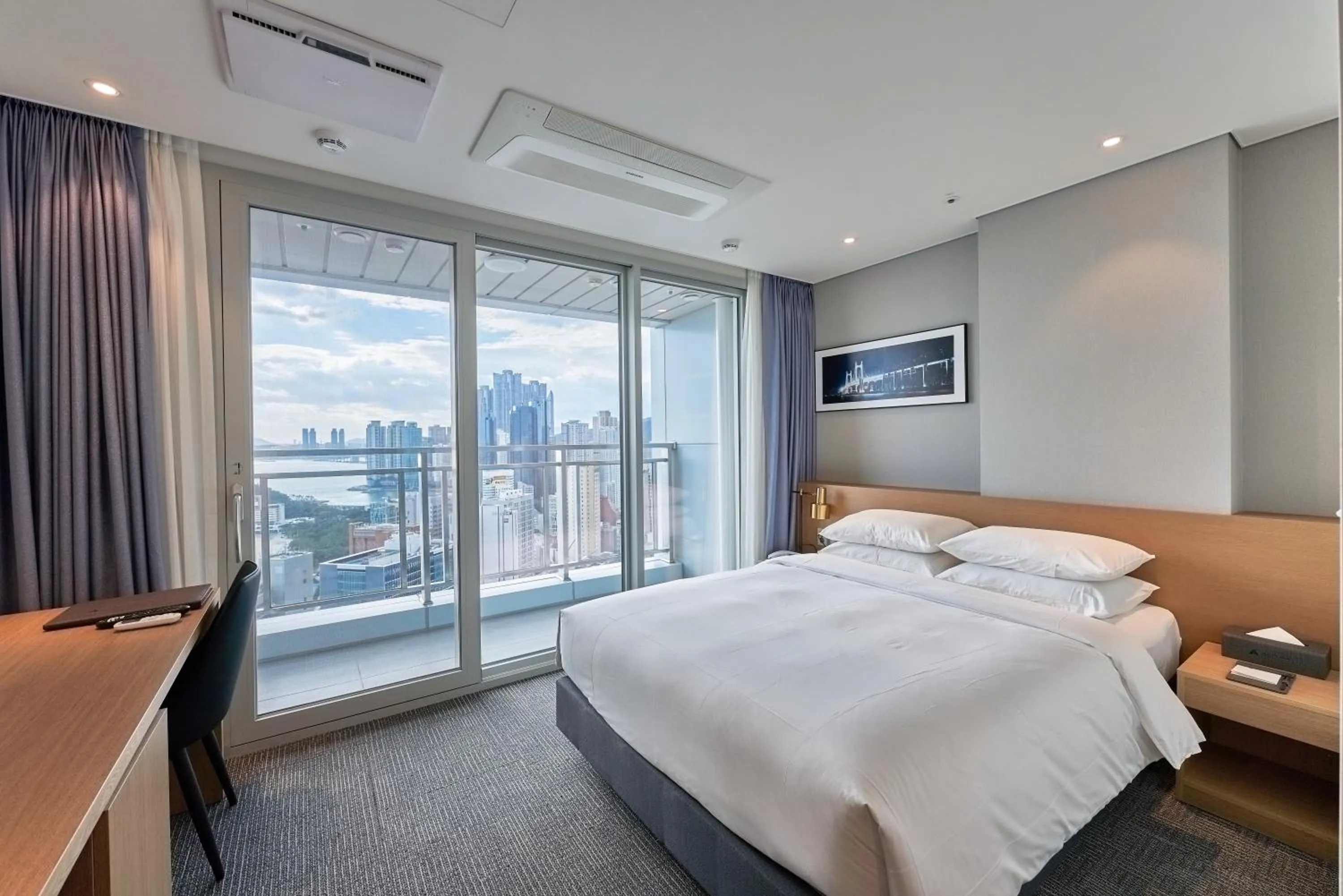 Bed in Lavi De Atlan Hotel 2