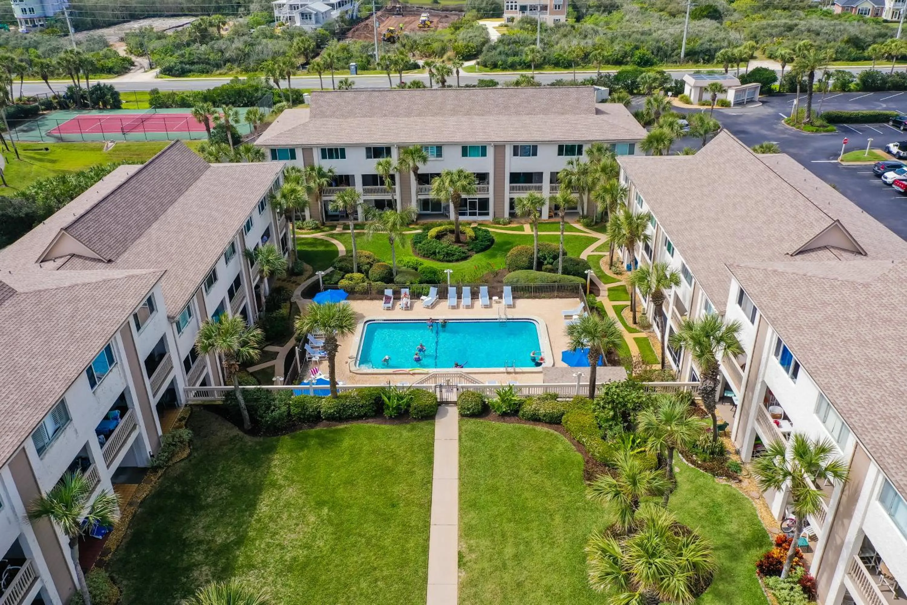 Four Winds Oceanfront Condo