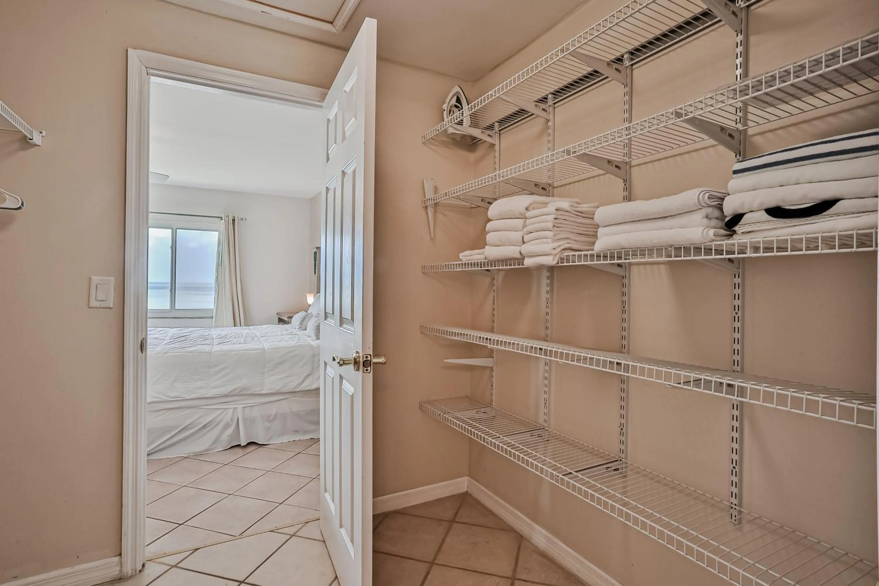 Bed in Four Winds Oceanfront Condo