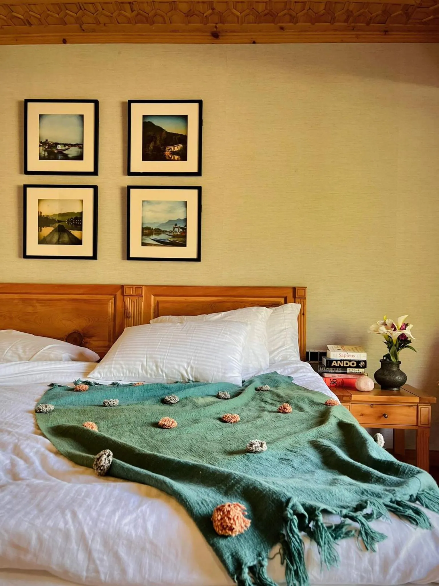 Bed in Nadis - A handcrafted boutique hotel