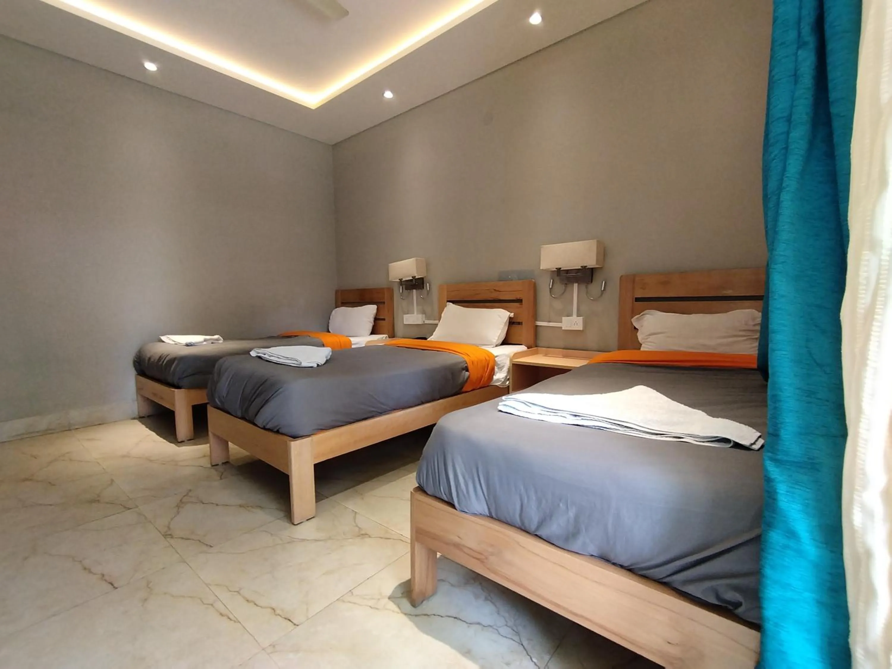 Bed in Madpackers Bir