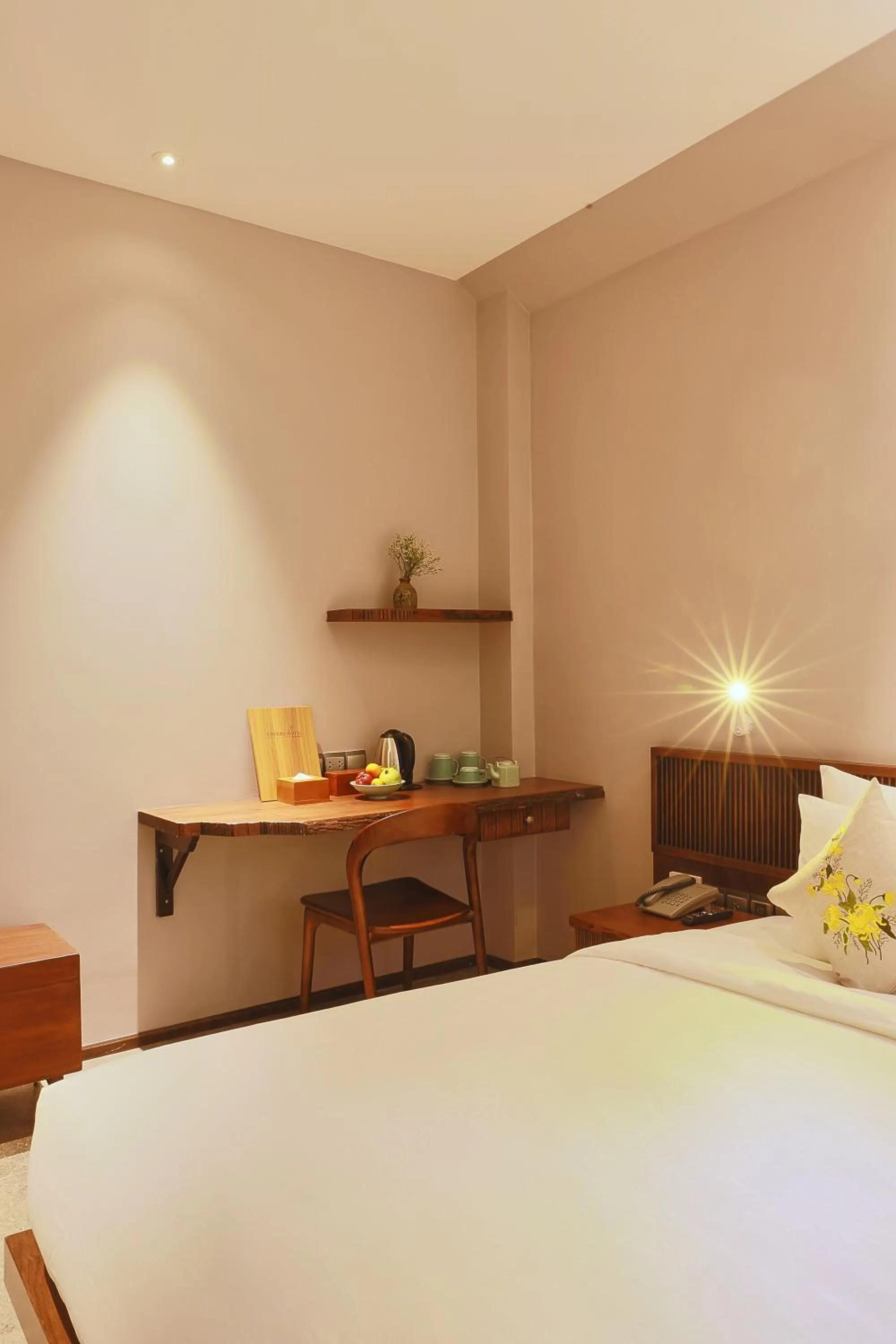 Living room, Bed in CHERRY BOUTIQUE HOTEL