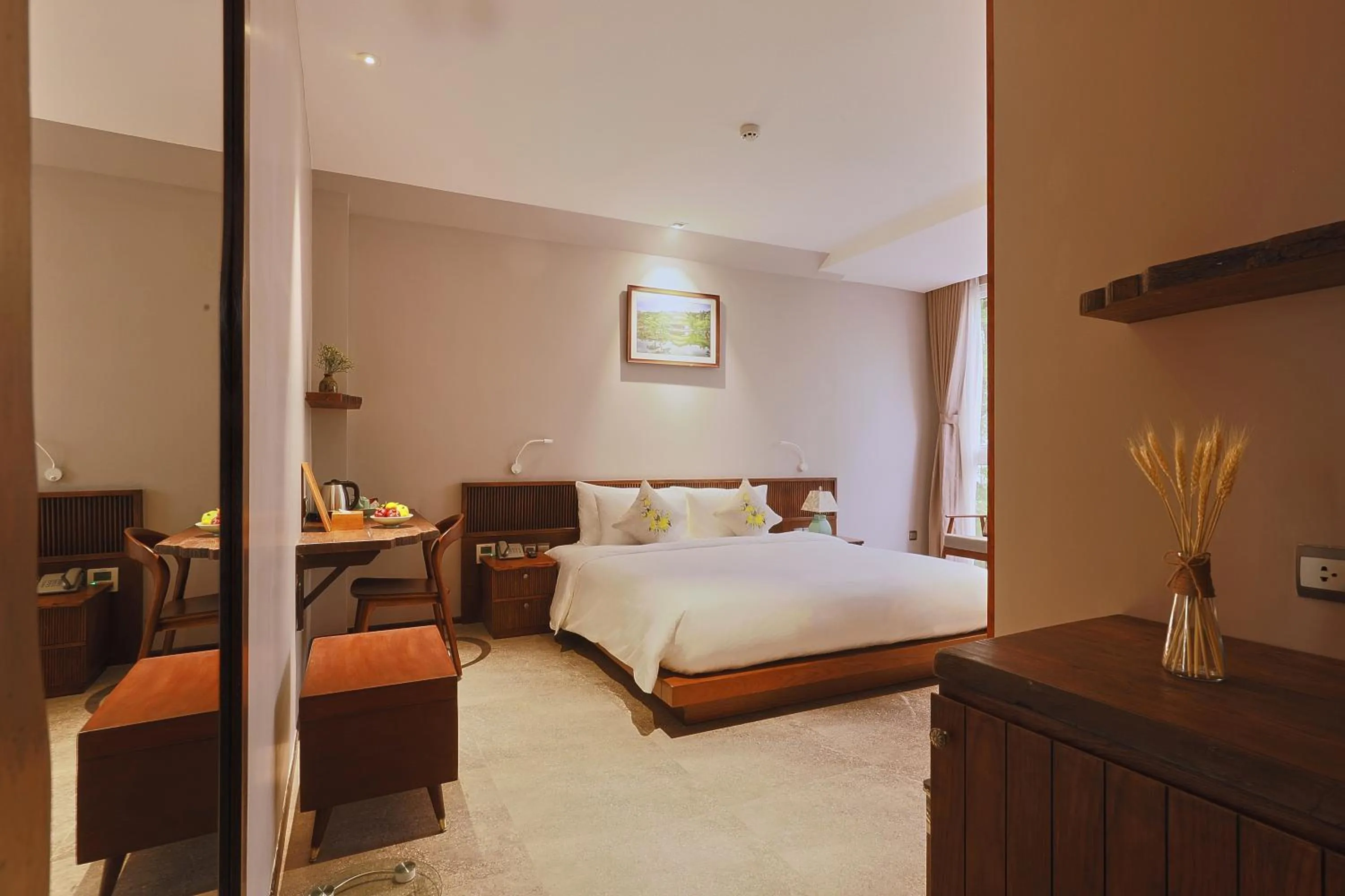 Living room, Bed in CHERRY BOUTIQUE HOTEL