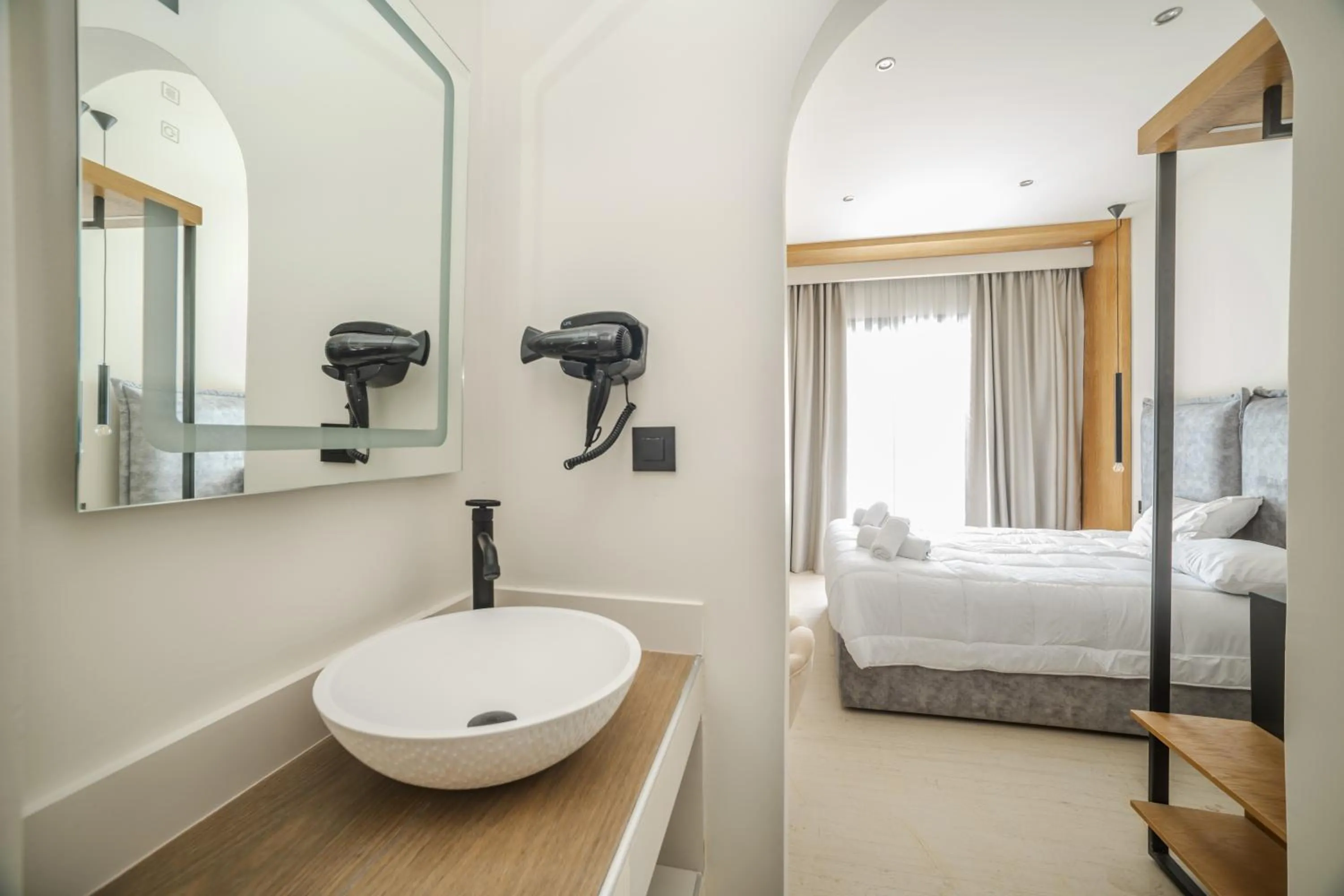 Bedroom, Bed in Nikon Boutique Hotel