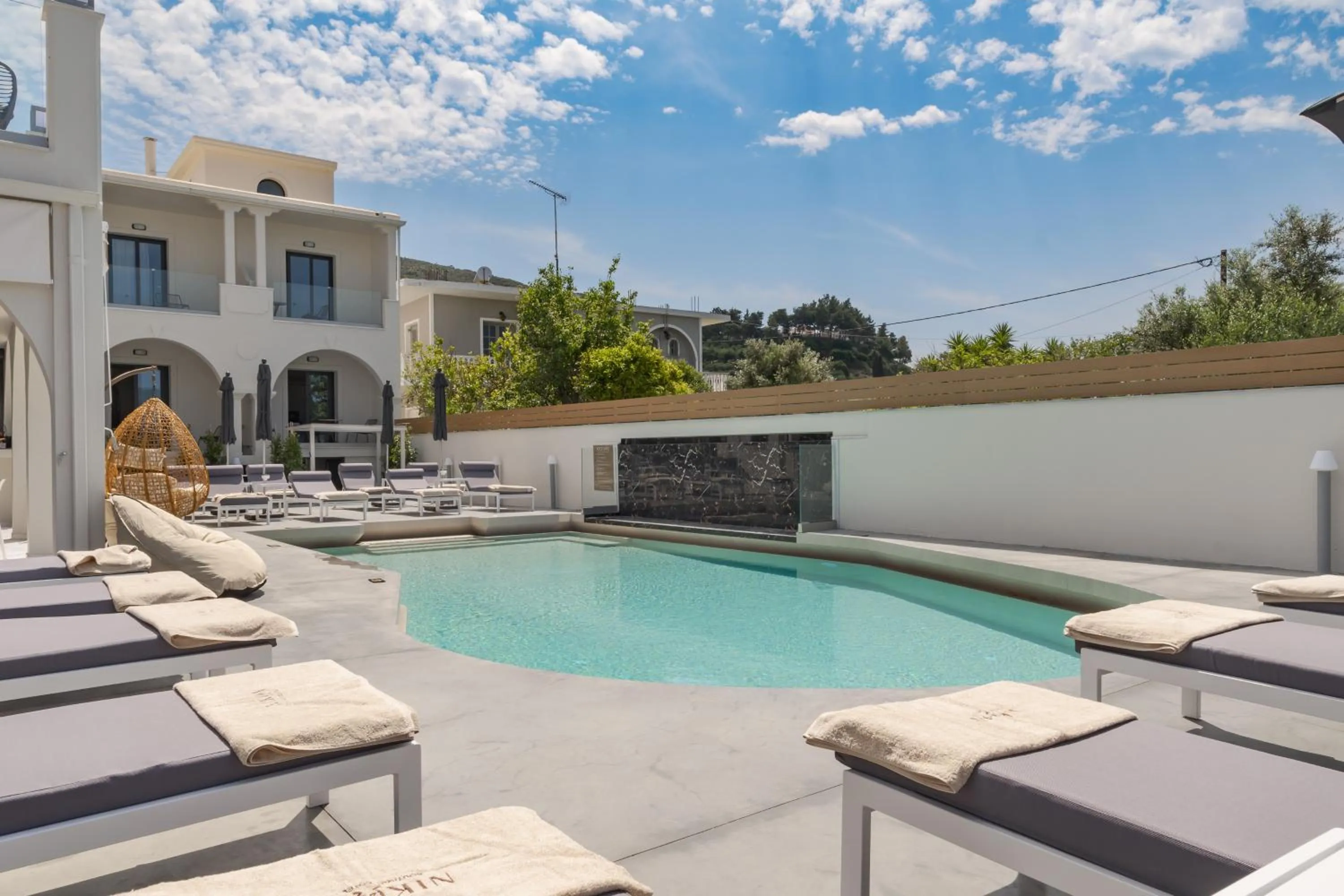 Property building in Nikon Boutique Hotel