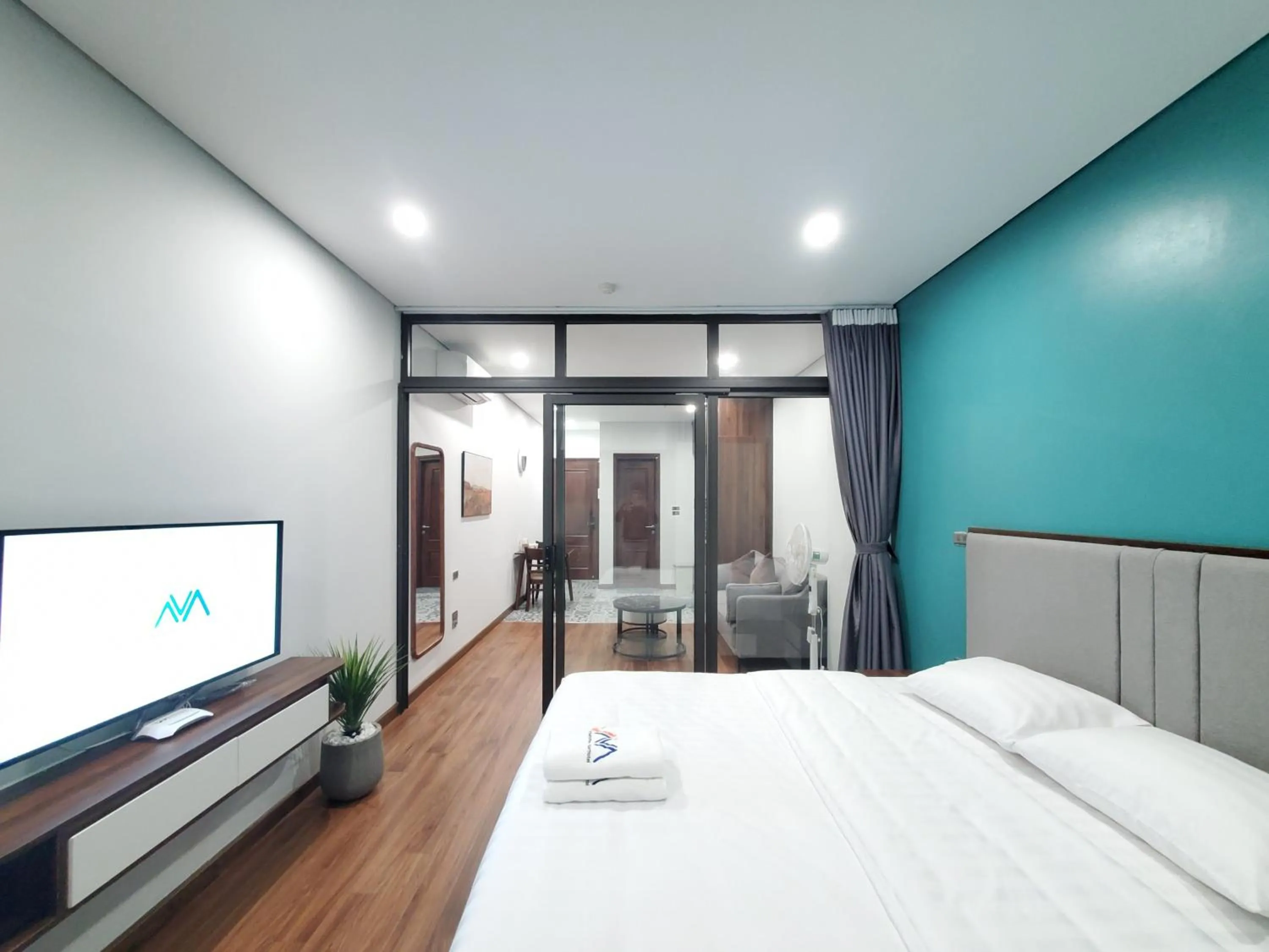 TV and multimedia, Bed in VNAHOMES APARTHOTEL