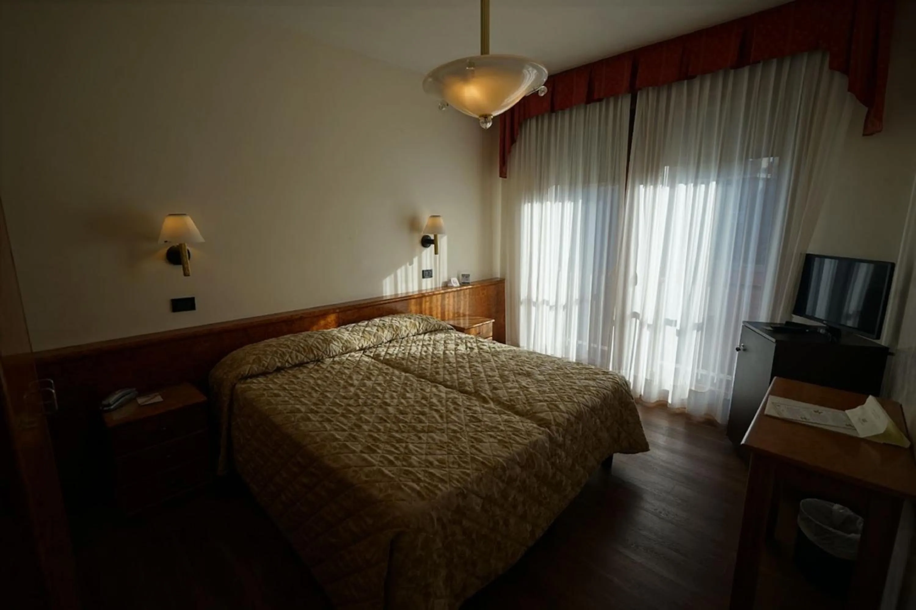 Bedroom, Bed in Hotel Carlton Capri