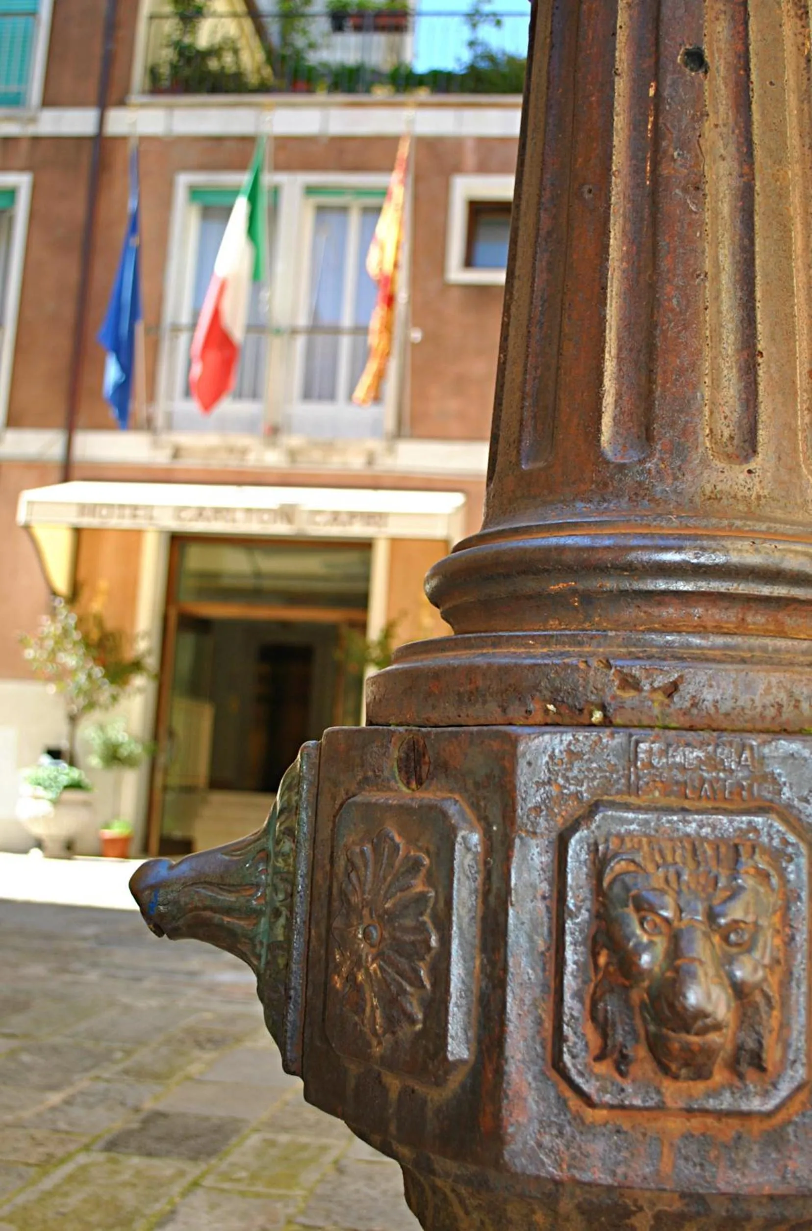 Decorative detail in Hotel Carlton Capri