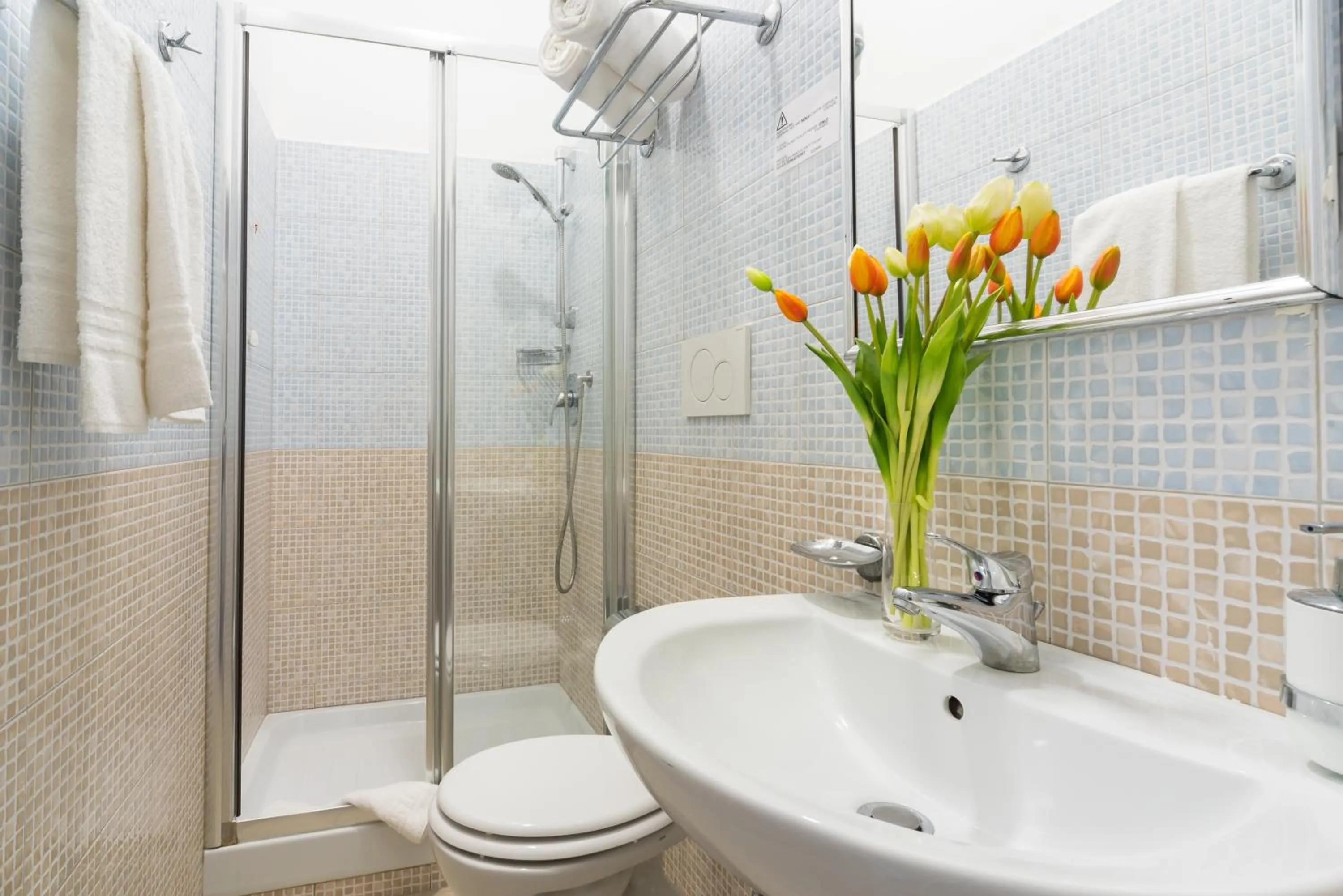 Toilet in Sweet Holidays In Rome