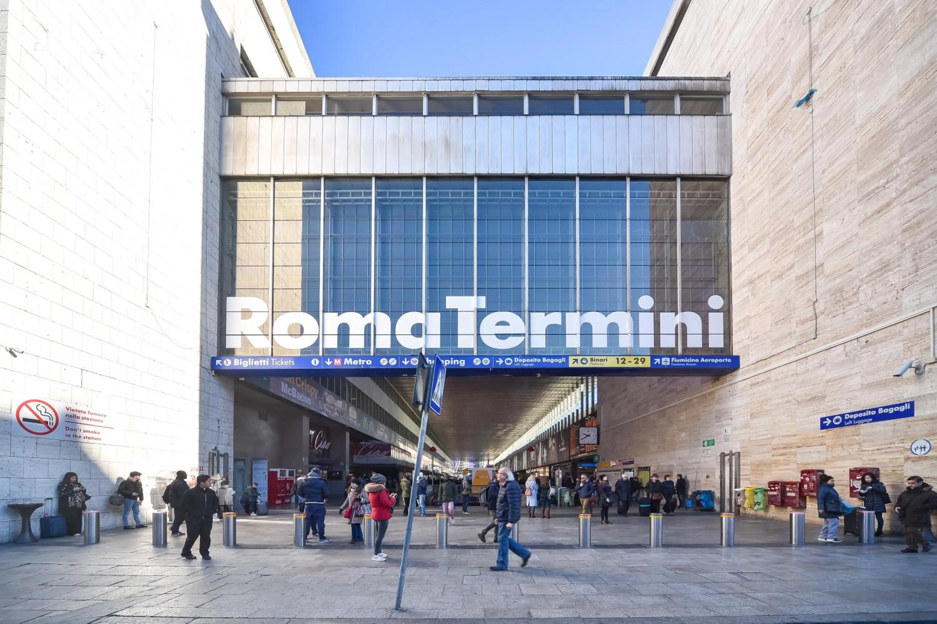 Property building in Sweet Holidays In Rome