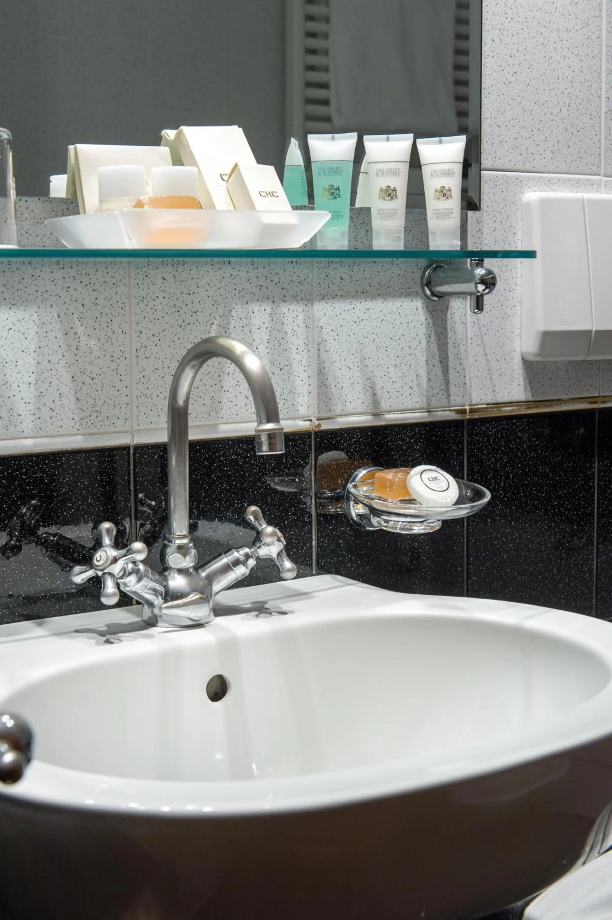 Bathroom in Hotel Carlton On The Grand Canal