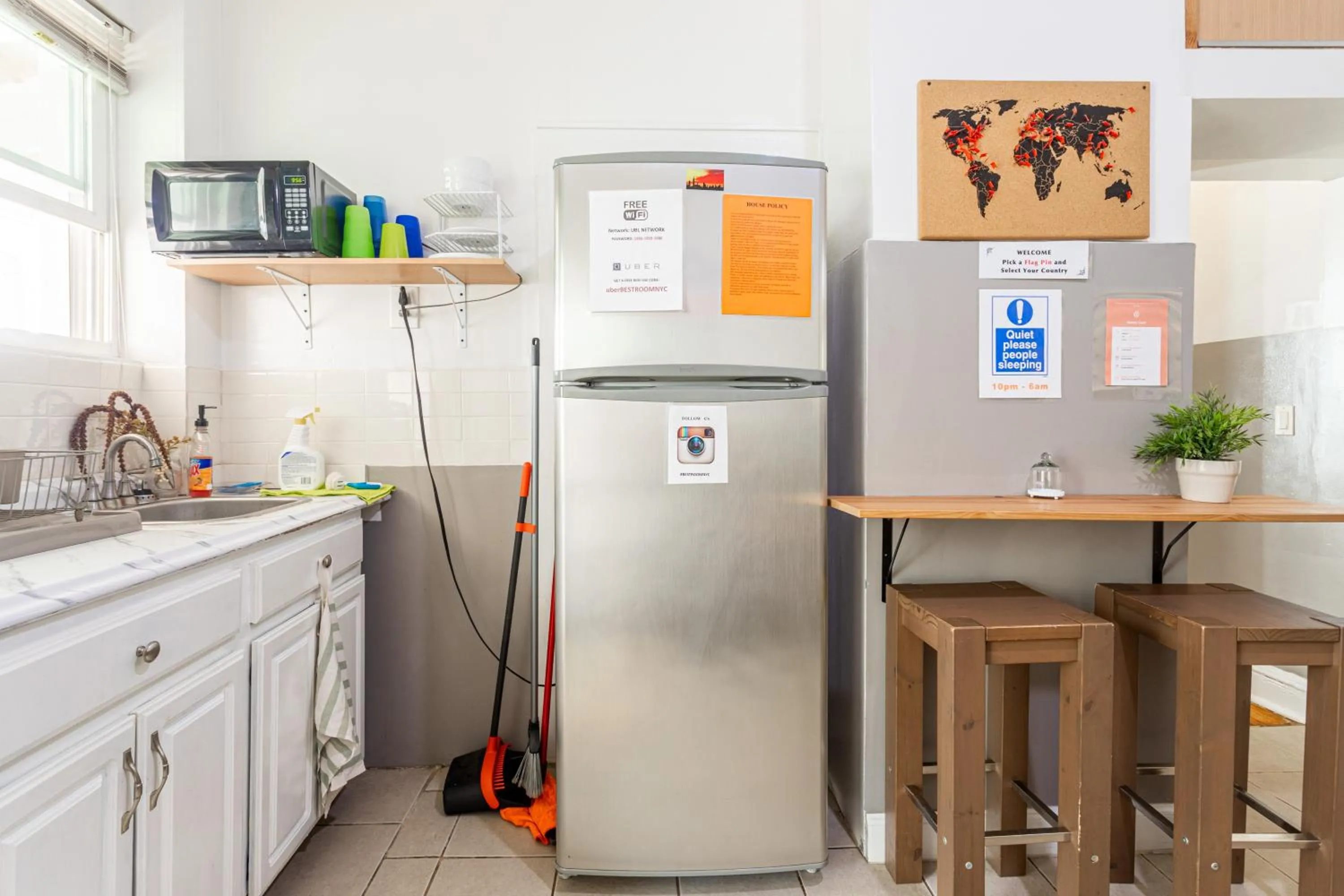 Kitchen or kitchenette in Best Room To Visit NYC-Subway Access