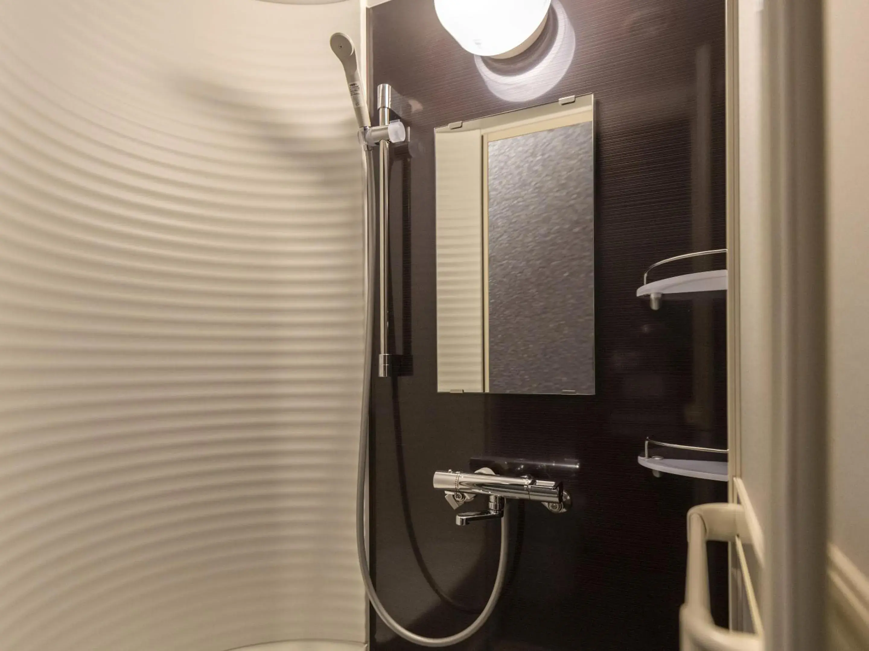 Deluxe Corner Single Room with Shower - single occupancy - Non-Smoking (1 person) in La Vista Tokyo Bay Deluxe Corner Single Room with Shower - single occupancy - Non-Smoking (1 person) in La Vista Tokyo Bay