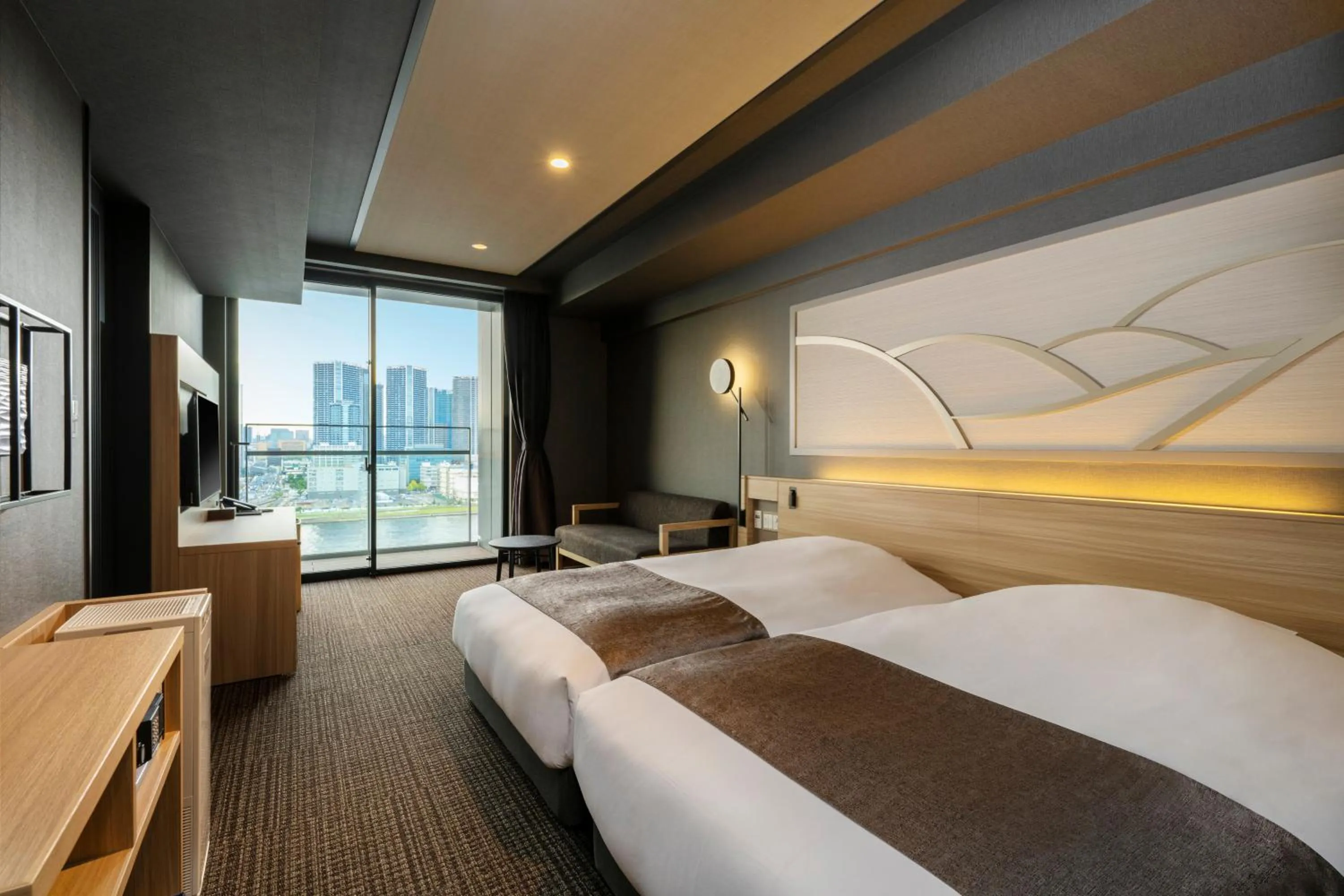 Shower, Bed in La Vista Tokyo Bay