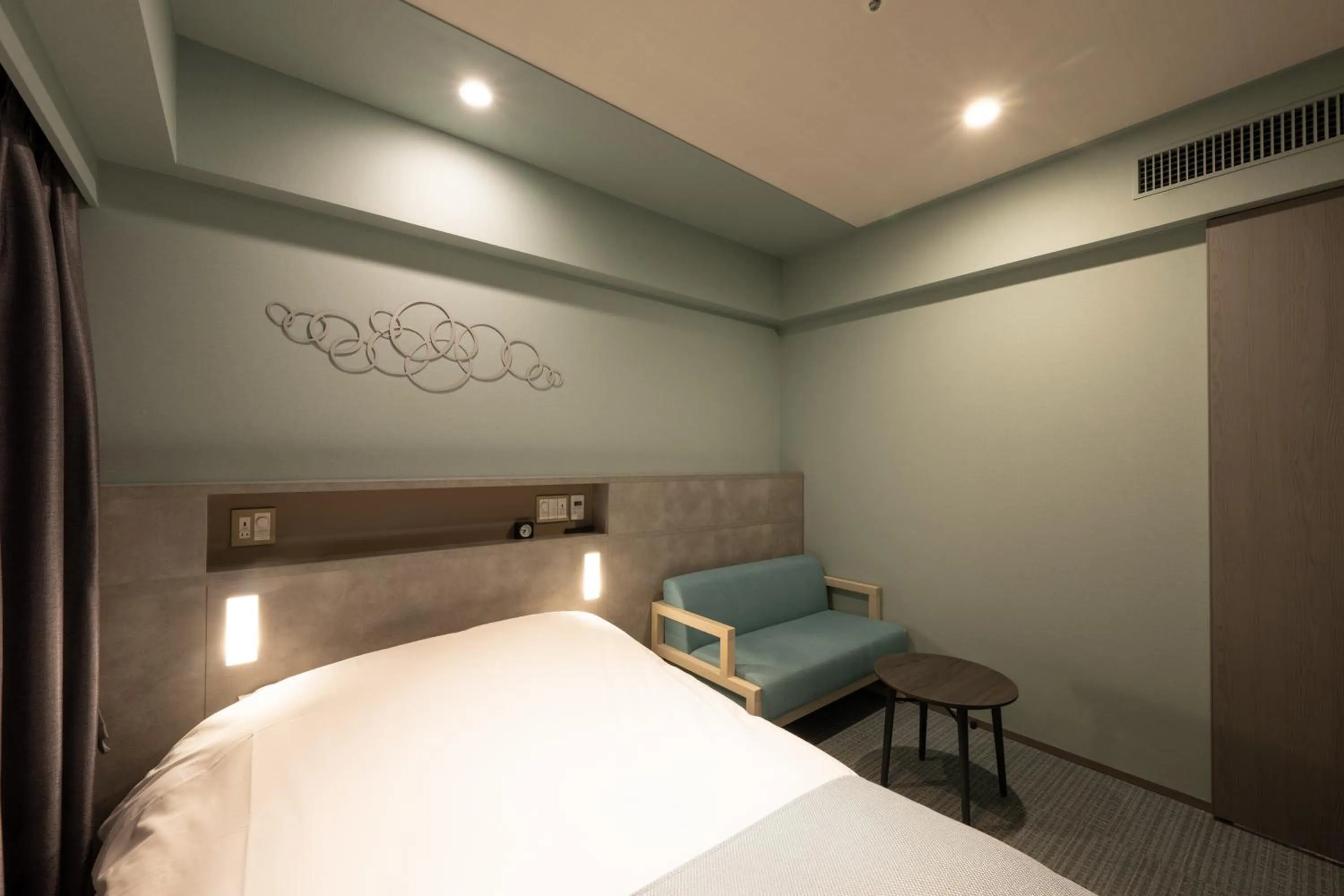 Shower, Bed in La Vista Tokyo Bay