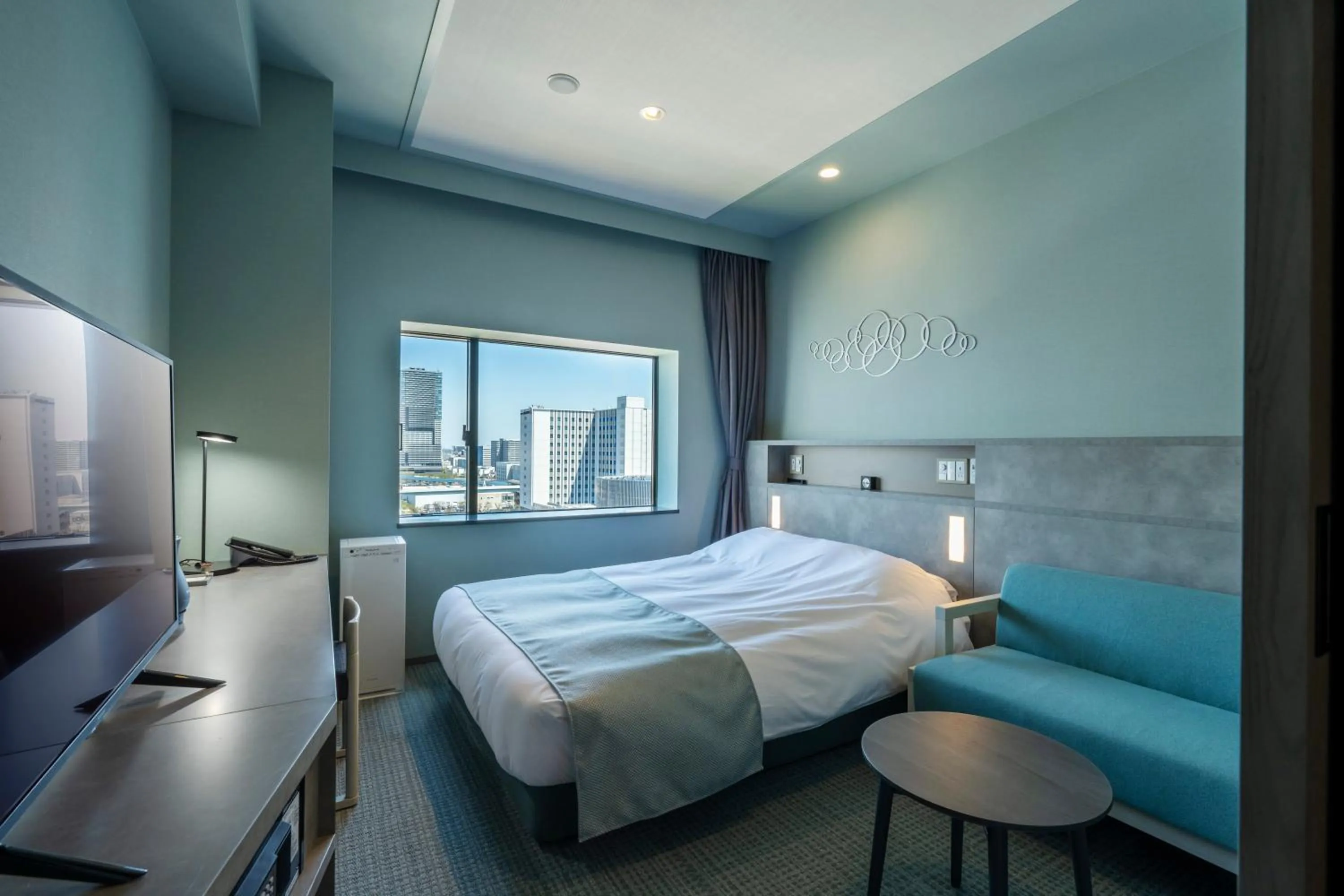 Shower, Bed in La Vista Tokyo Bay