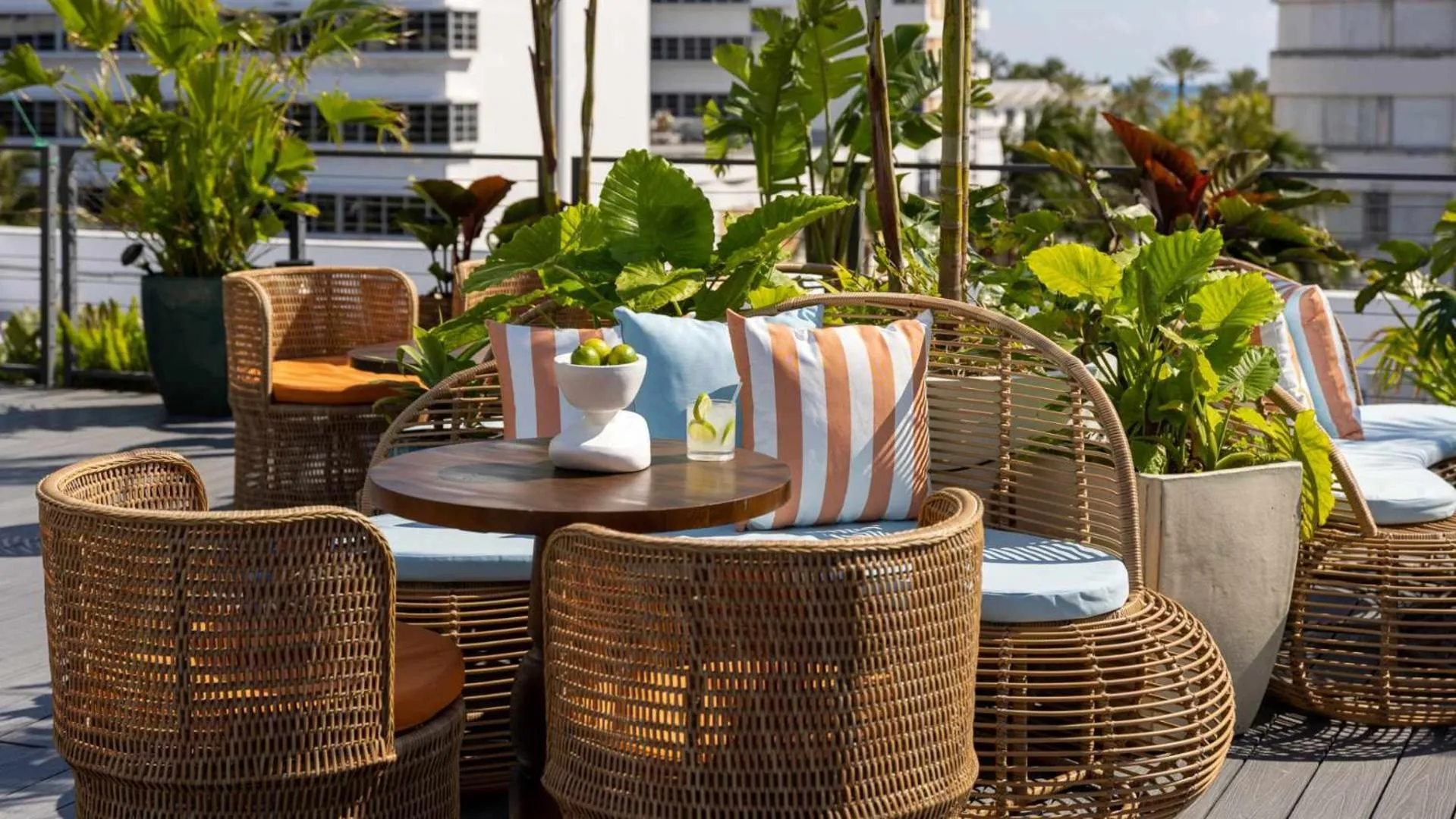 Balcony/Terrace in Uma House by Yurbban South Beach