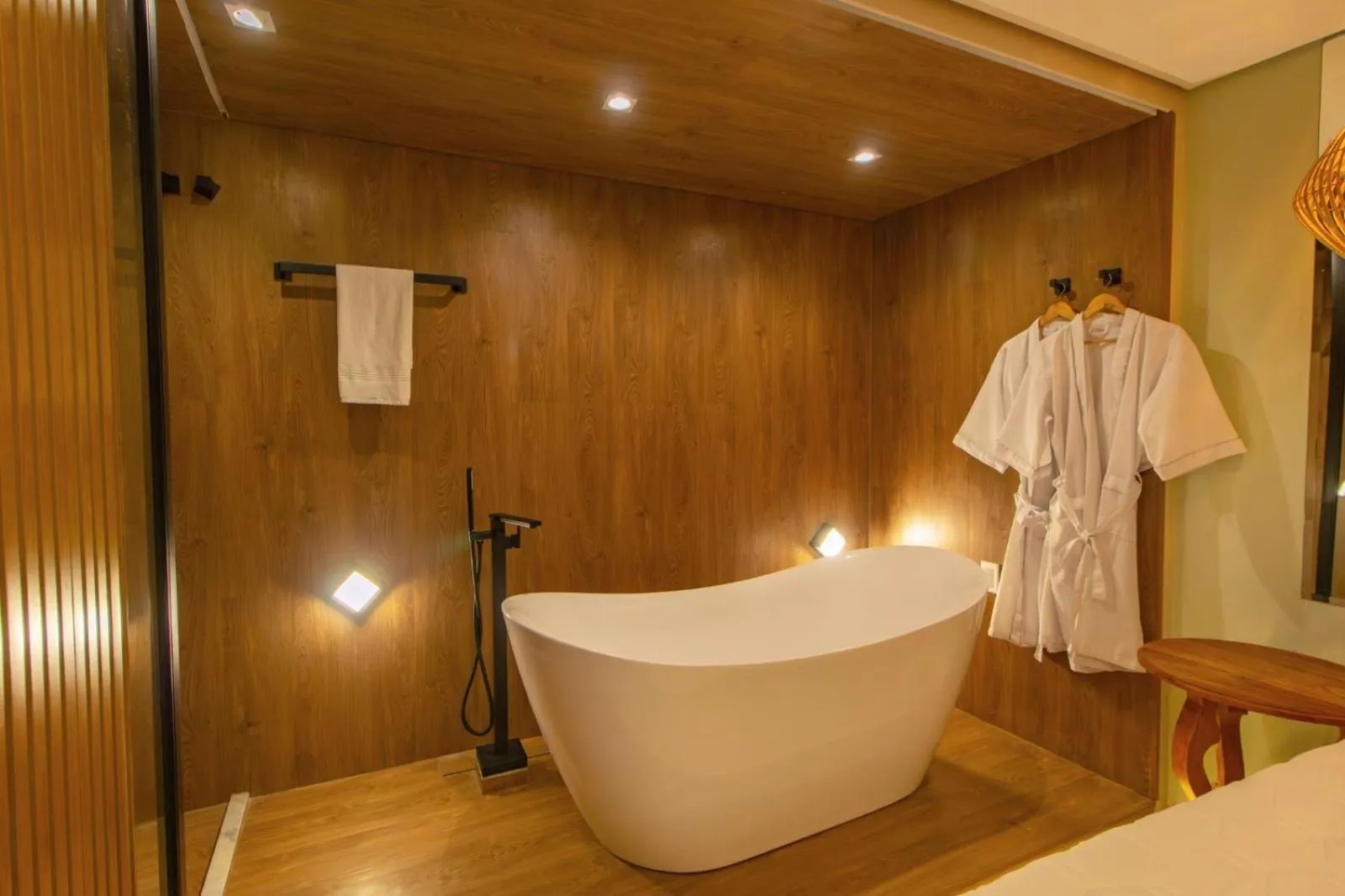 Bath in Terra Bella Pousada