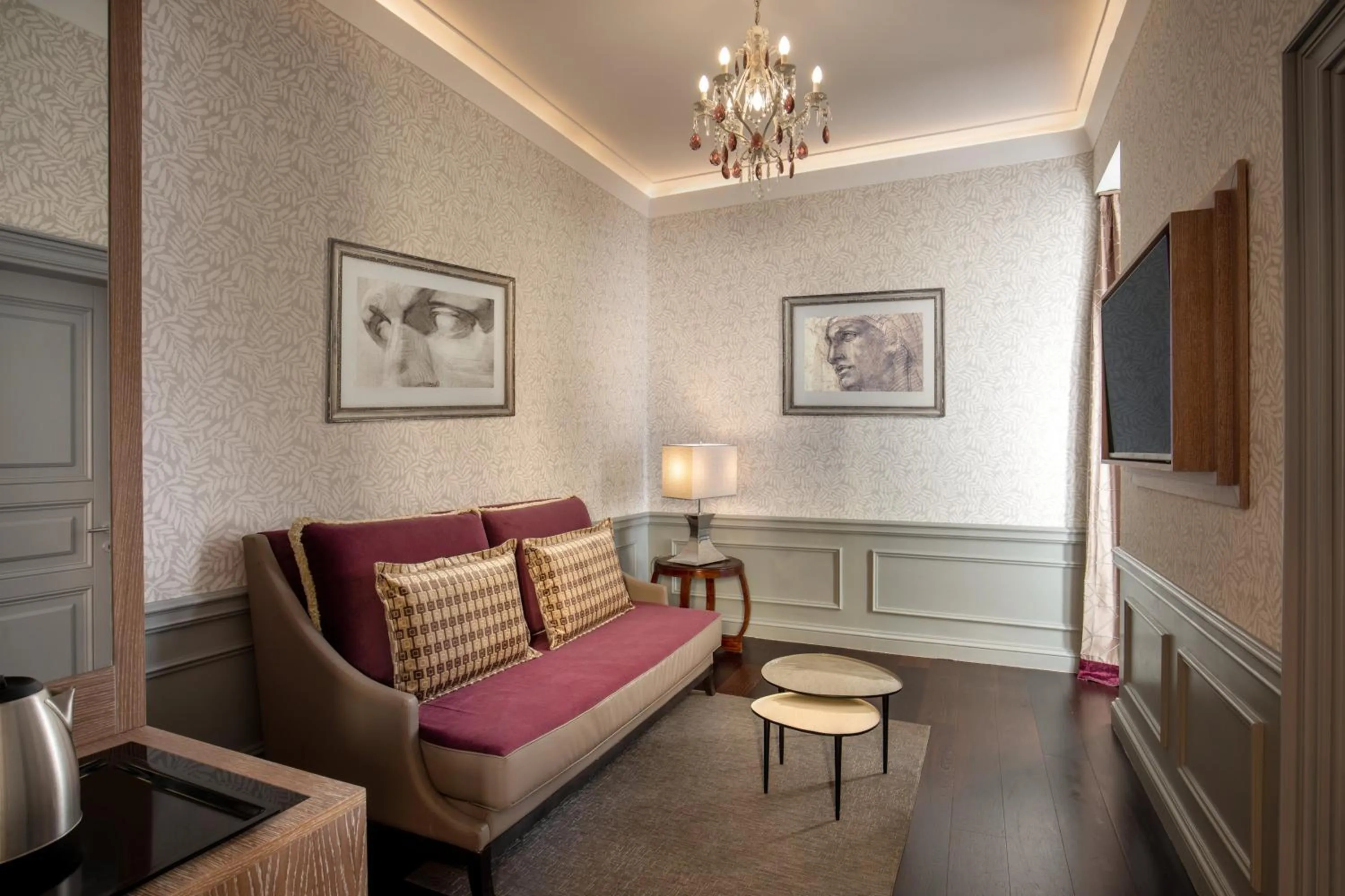 Seating area in The Inn at the Spanish Steps Luxury Collection - The Inn at the Spanish Steps