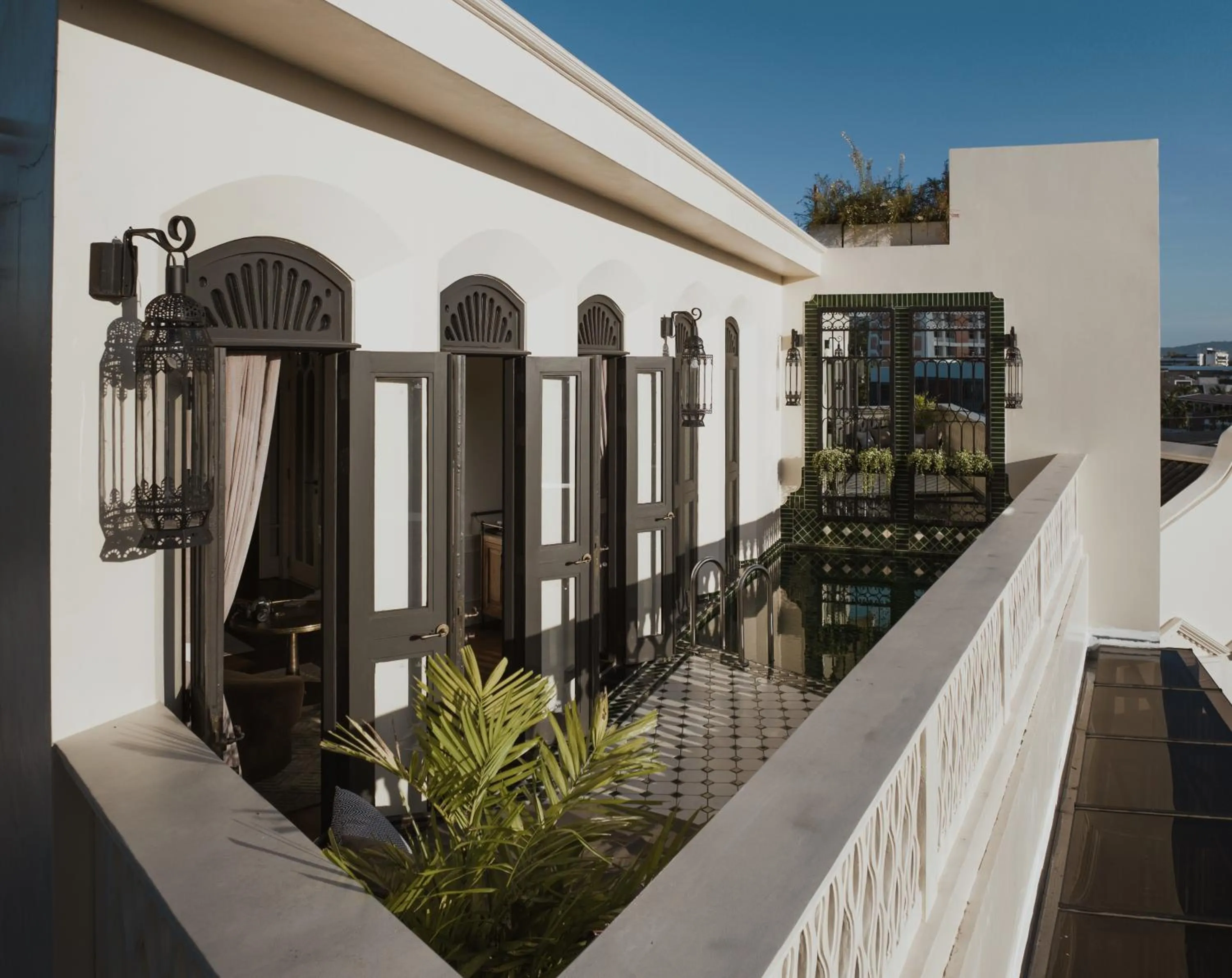 Property building in Hotel Verdigris