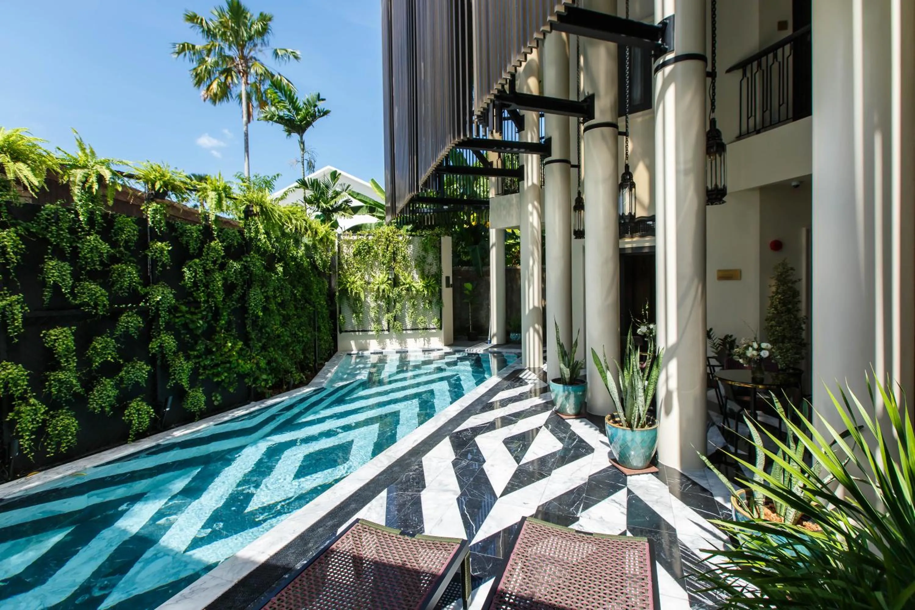 Property building in Hotel Verdigris