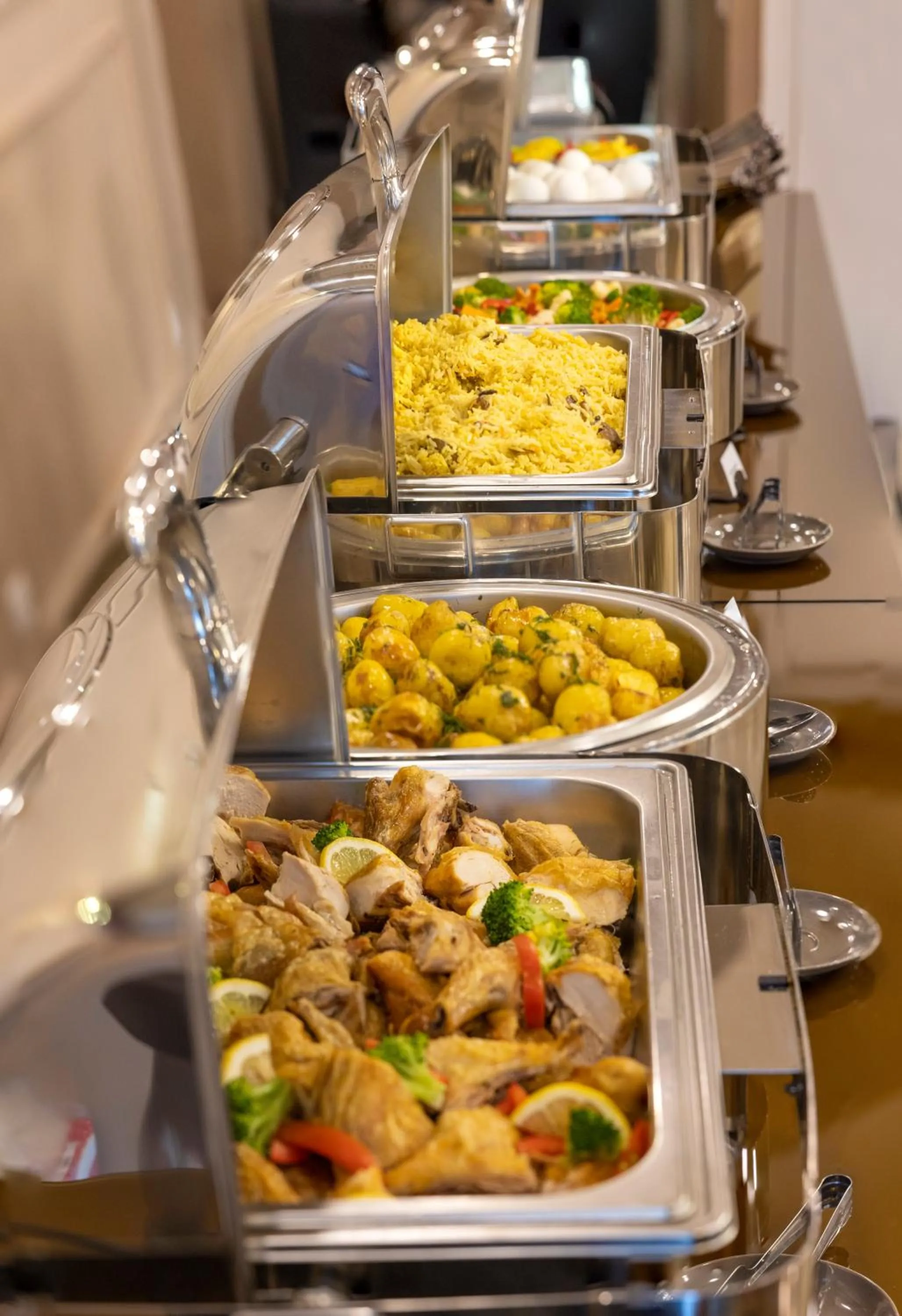 Breakfast in Hotel Residence Plaza