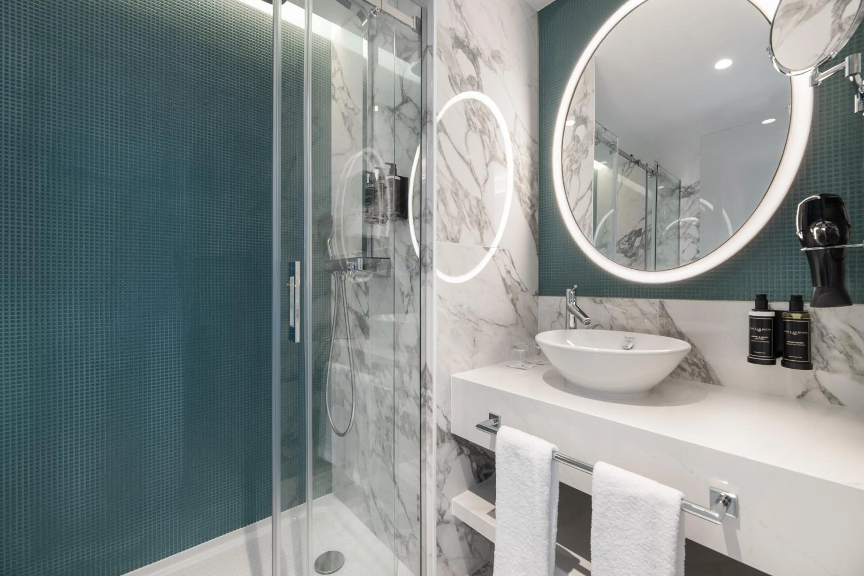 Bathroom in Eurostars Ambassador