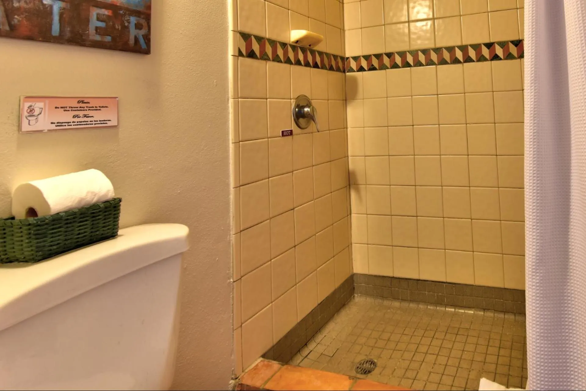 Shower in Hacienda Tamarindo