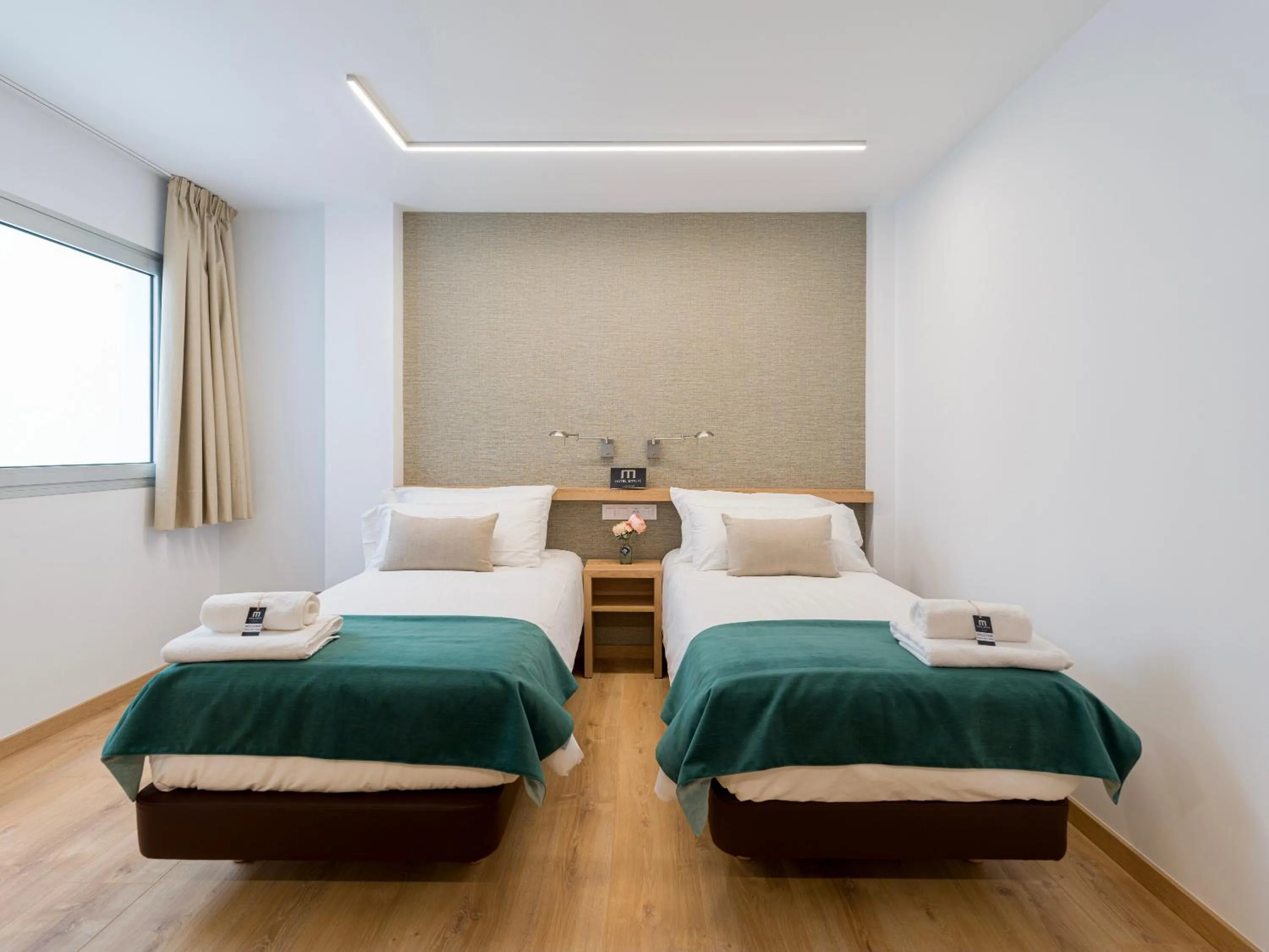 Bed in Hotel Emeté & Coworking by Airnest