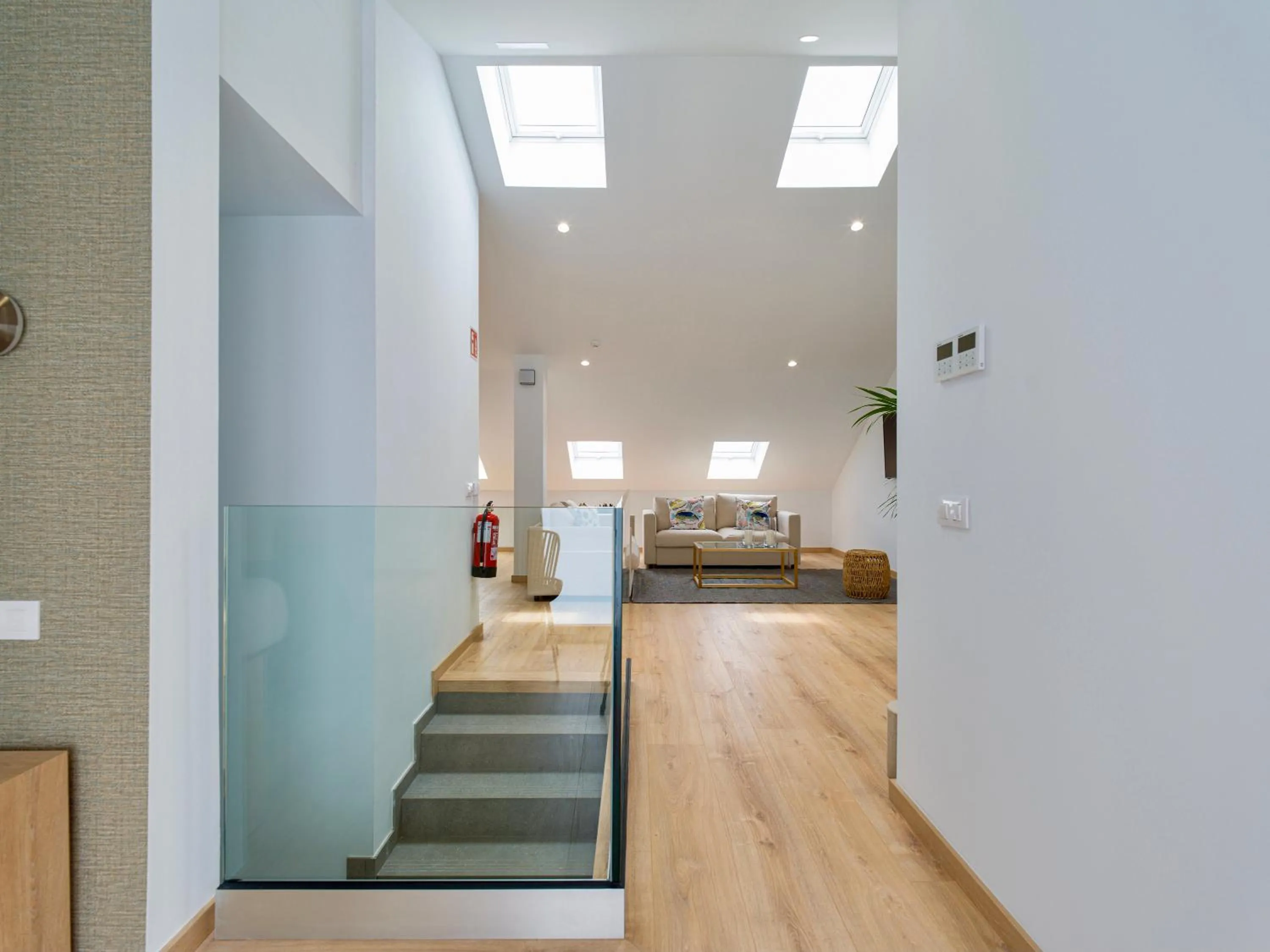 Living room, Bed in Hotel Emeté & Coworking by Airnest