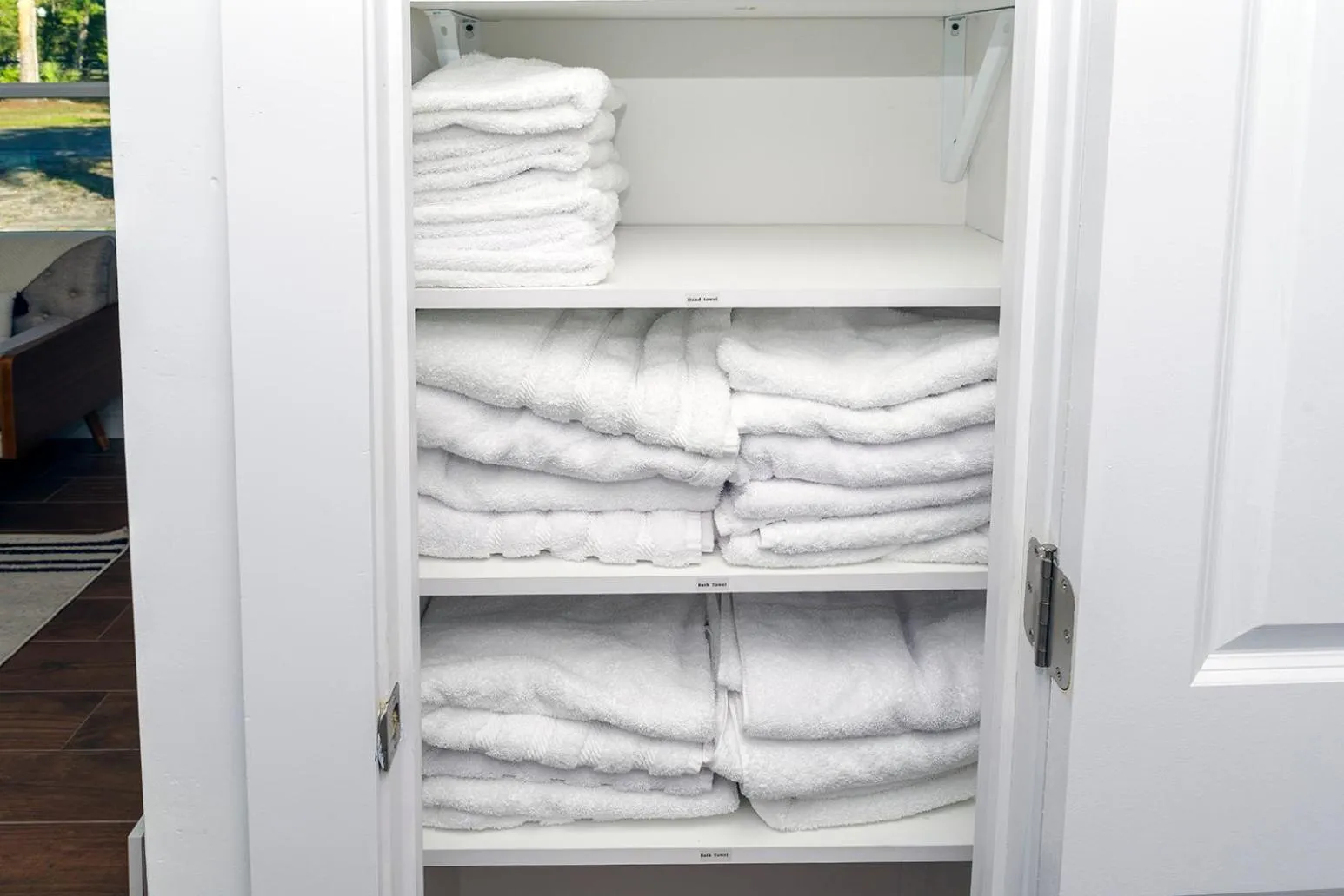 NEW Cozy House 5 Min Three Sisters Springs