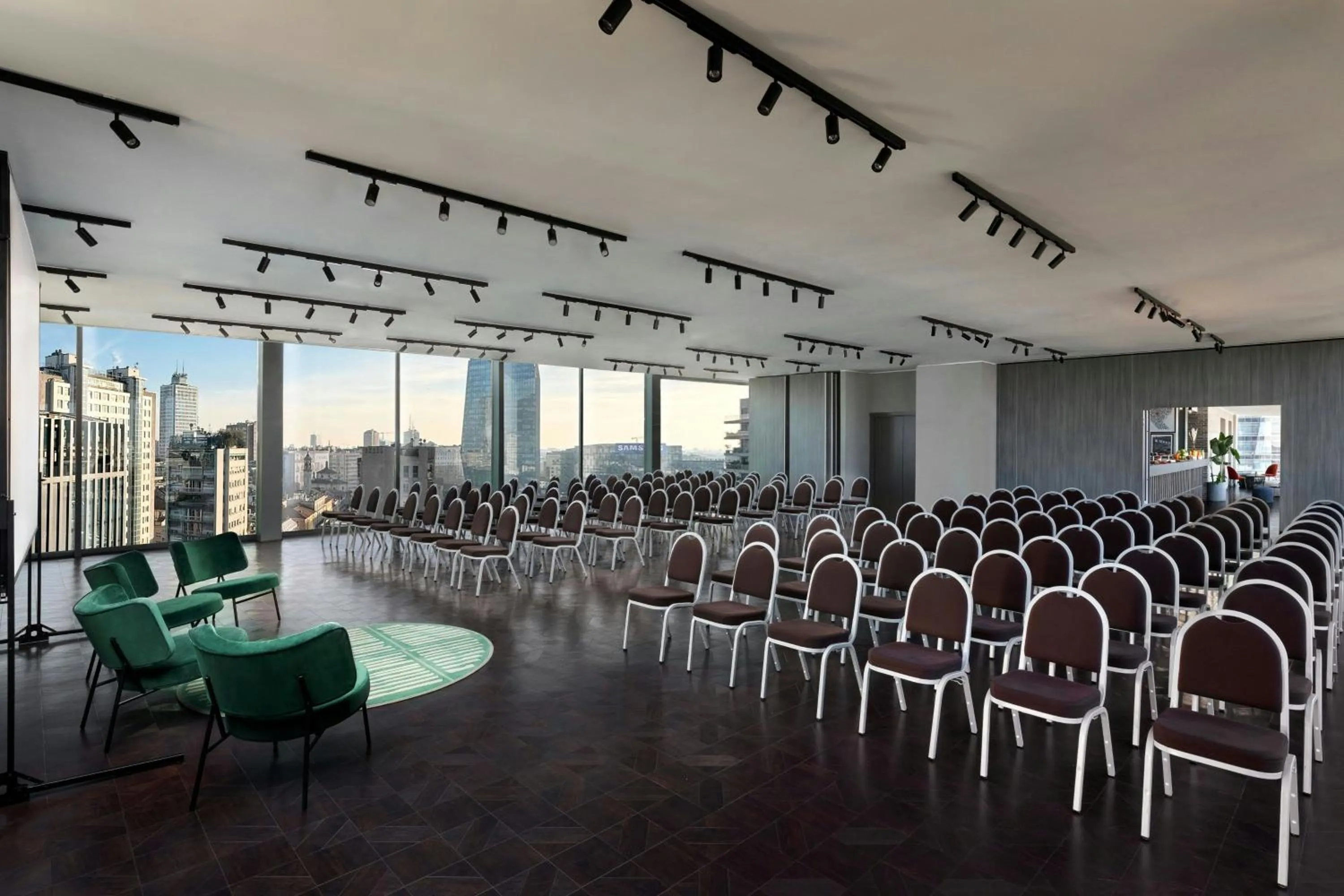Meeting/conference room in Duo Milan Porta Nuova, a Tribute Portfolio Hotel