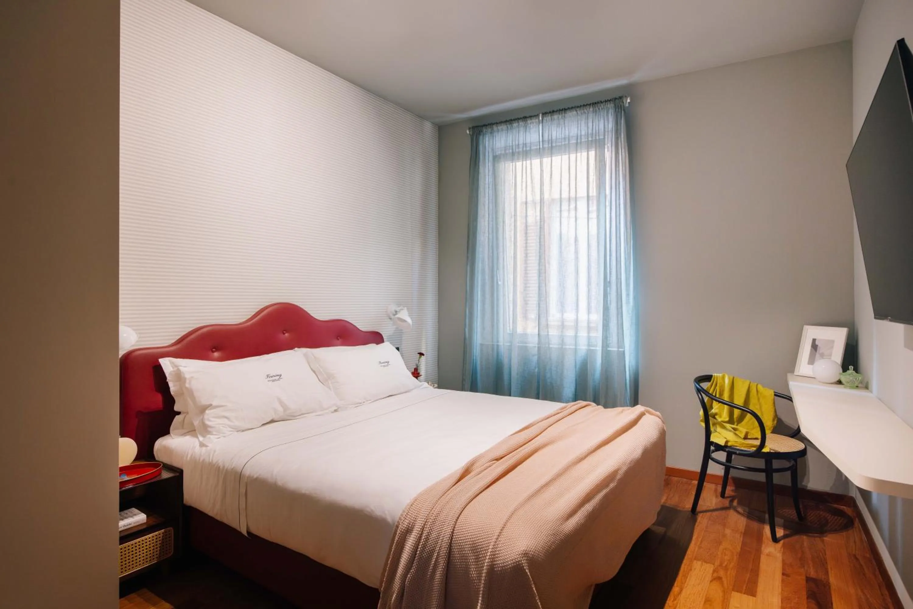 Bed in Hotel Touring