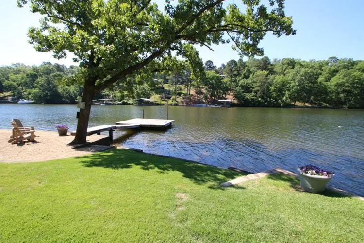 Natural landscape in Edgewater Resort Cottage #1