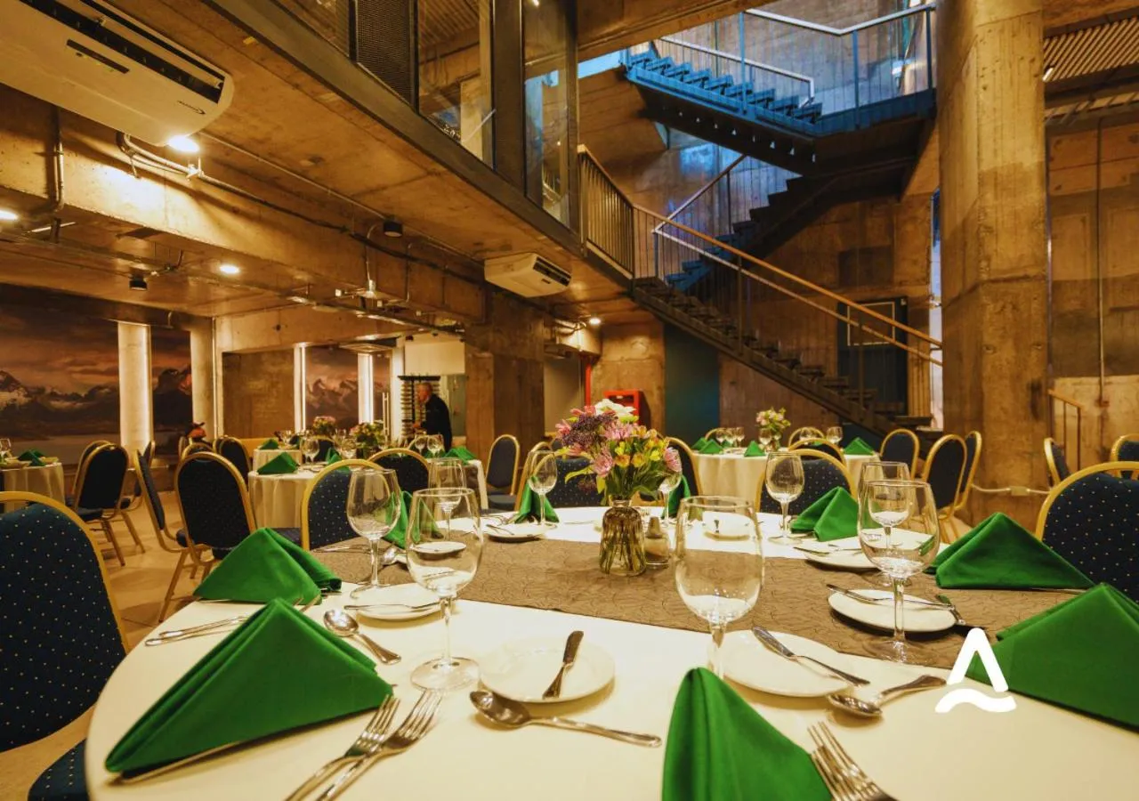 Business facilities in Almasur Providencia