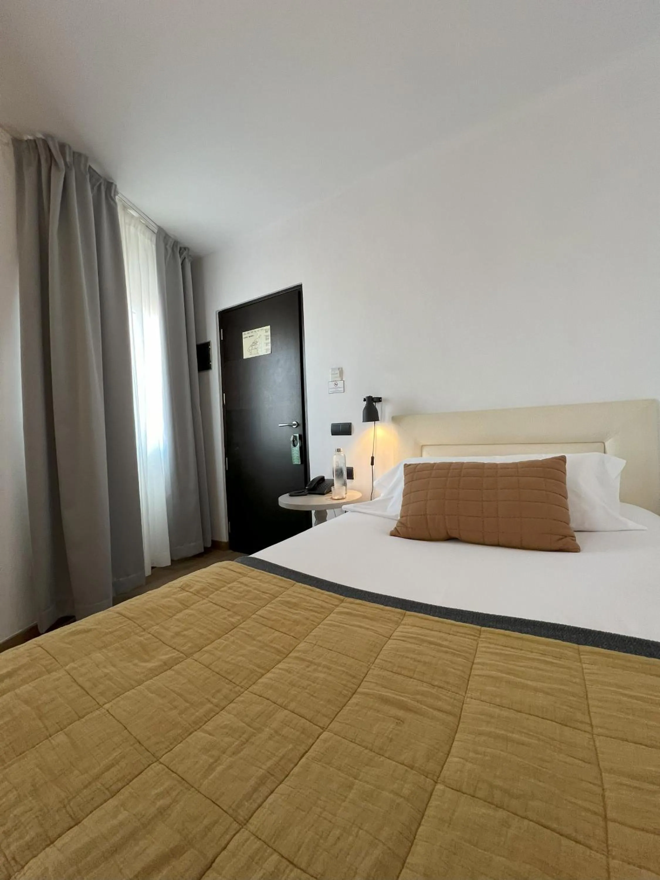 Photo of the whole room, Bed in Hotel San Miguel Menorca