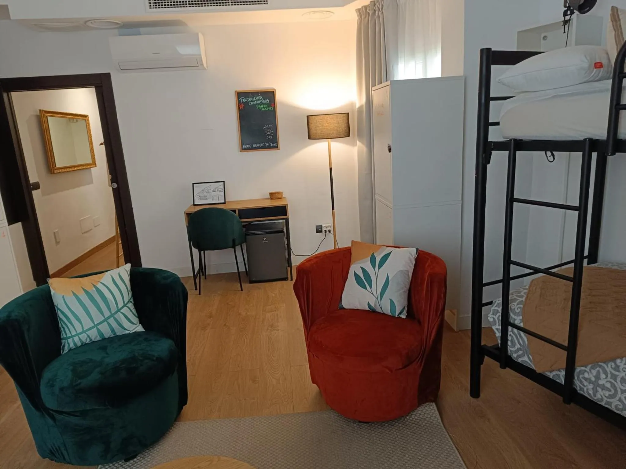 Seating area, Bed in Hotel San Miguel Menorca