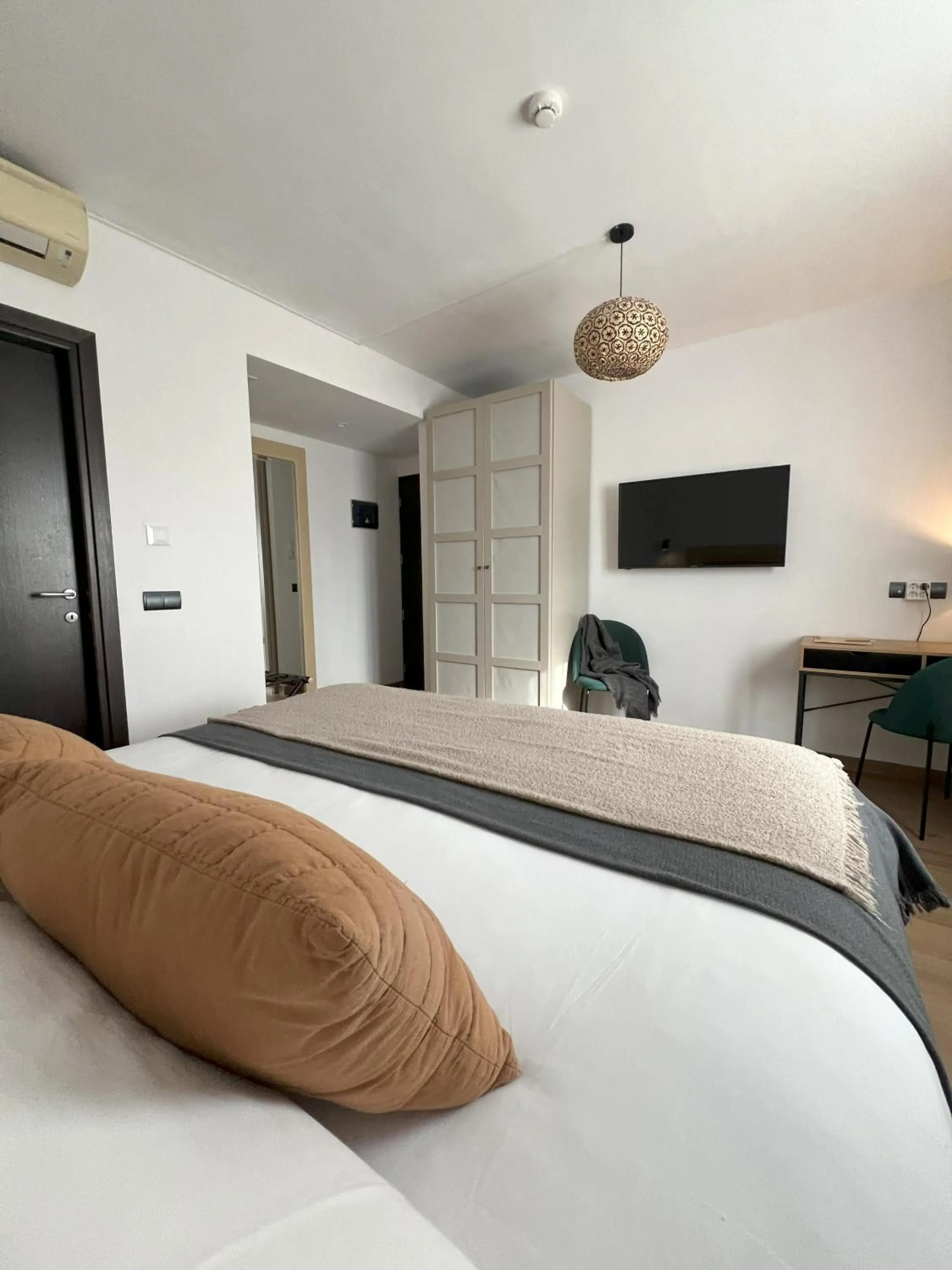 Photo of the whole room, Bed in Hotel San Miguel Menorca