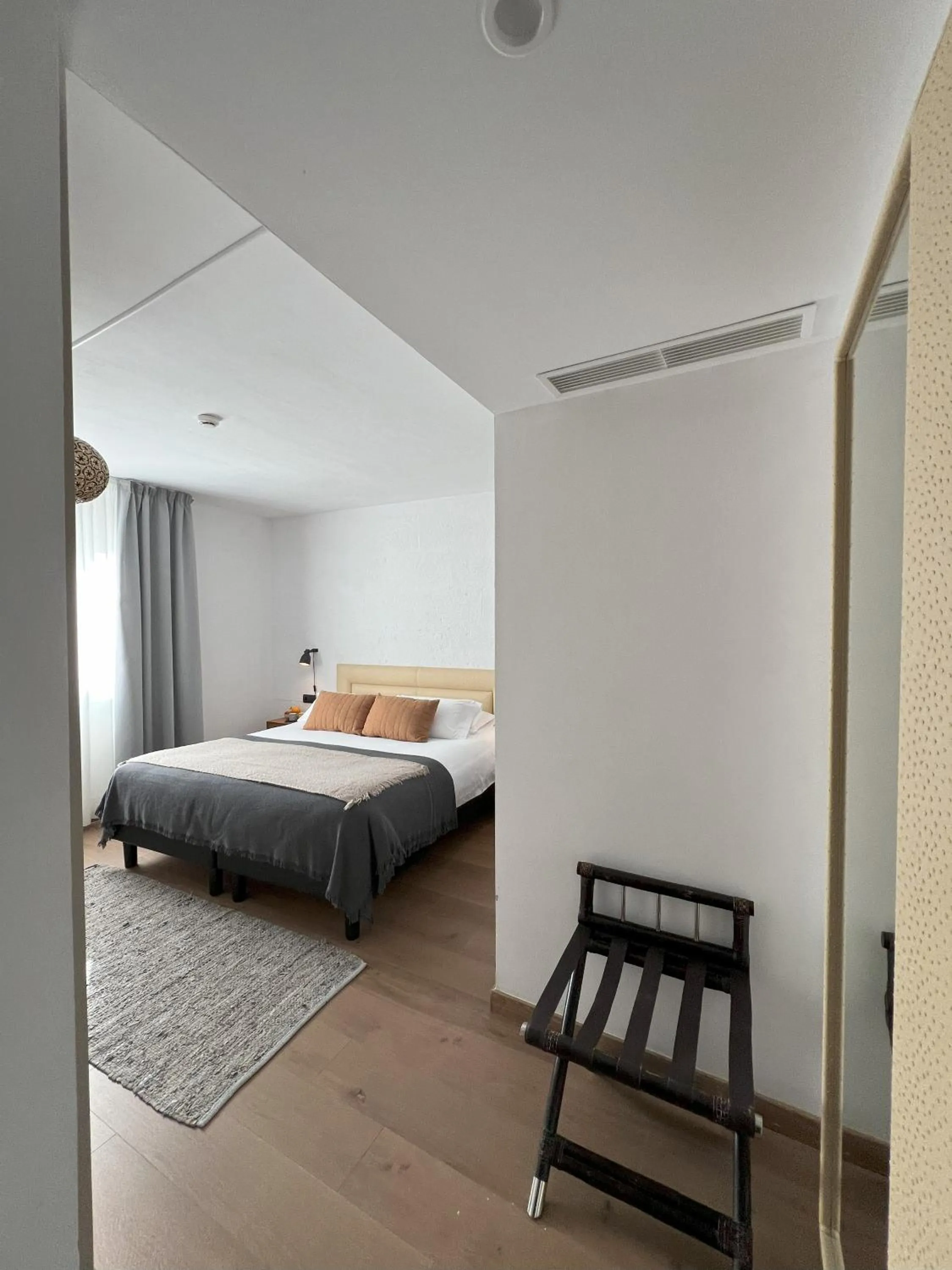 Photo of the whole room, Bed in Hotel San Miguel Menorca