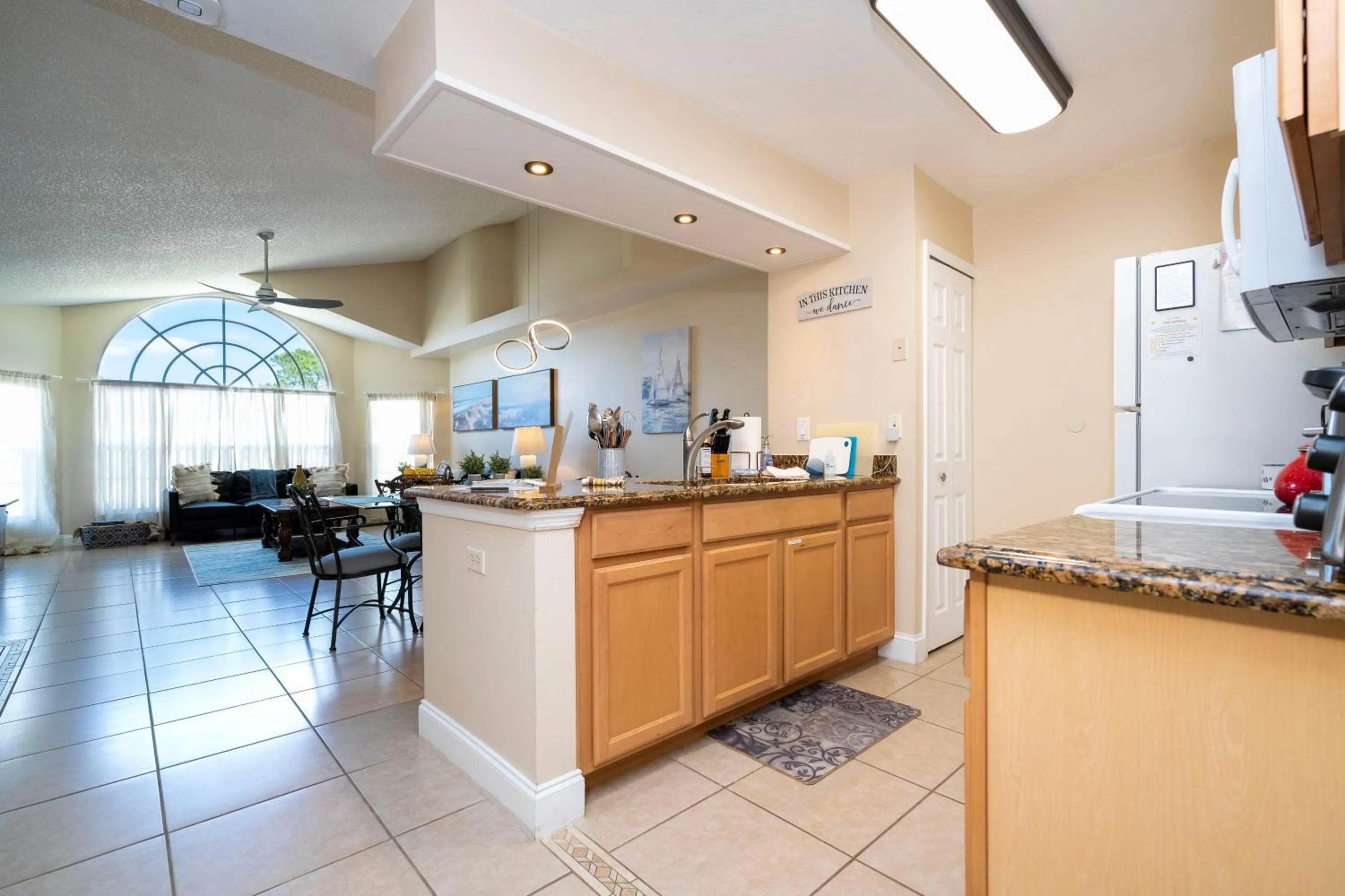 kitchen in Beautiful, cozy and spacious Retreat near Disney