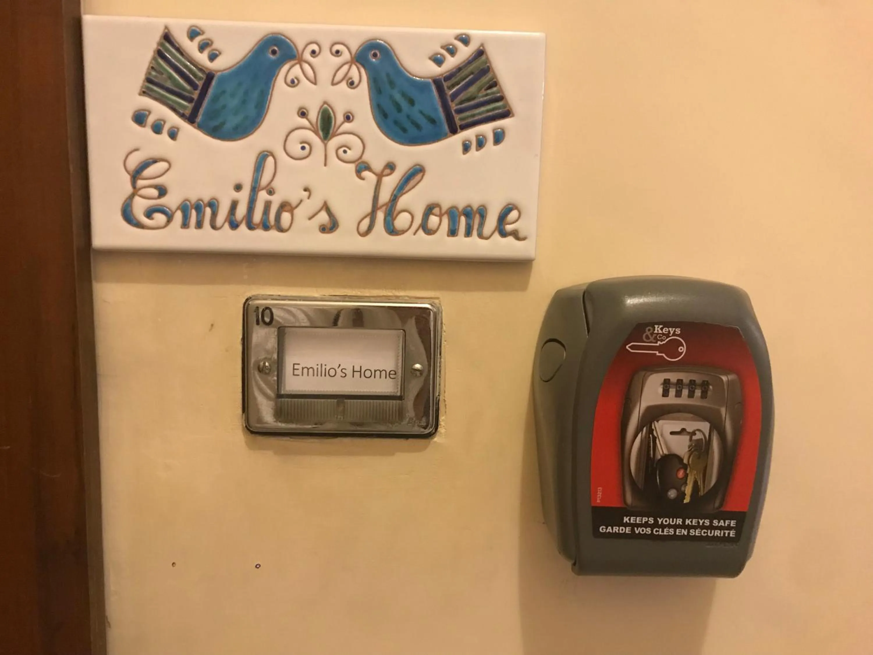 Emilios Home Entire Apartament up to 7 people