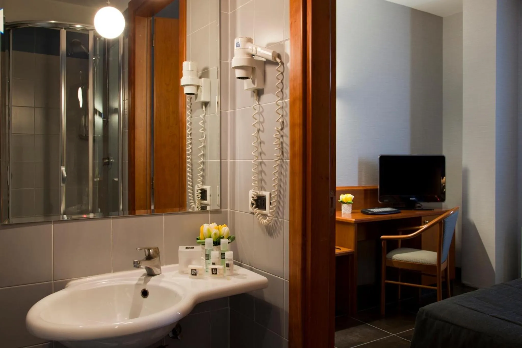 Bathroom in Hotel Zone