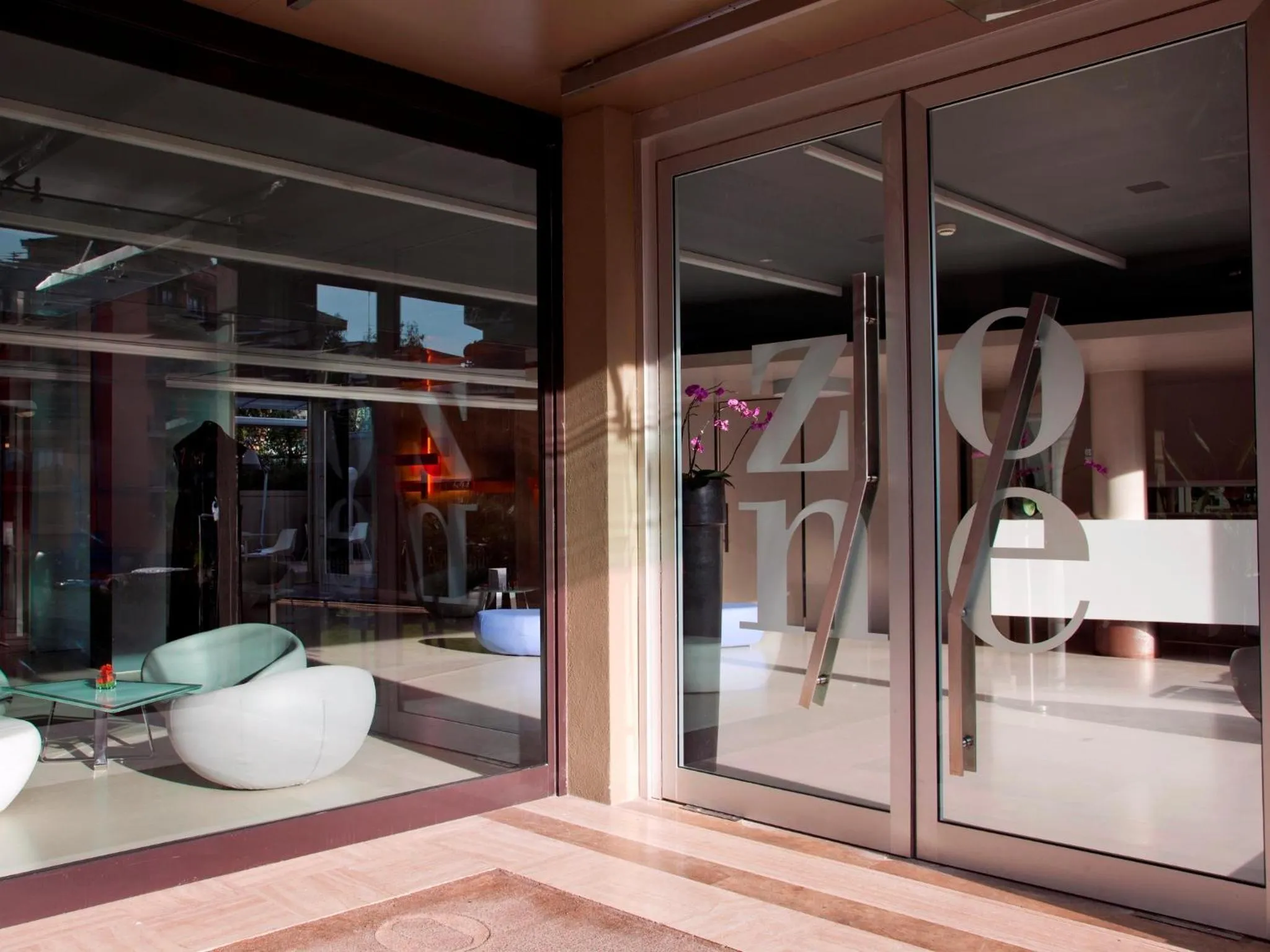 Facade/entrance in Hotel Zone