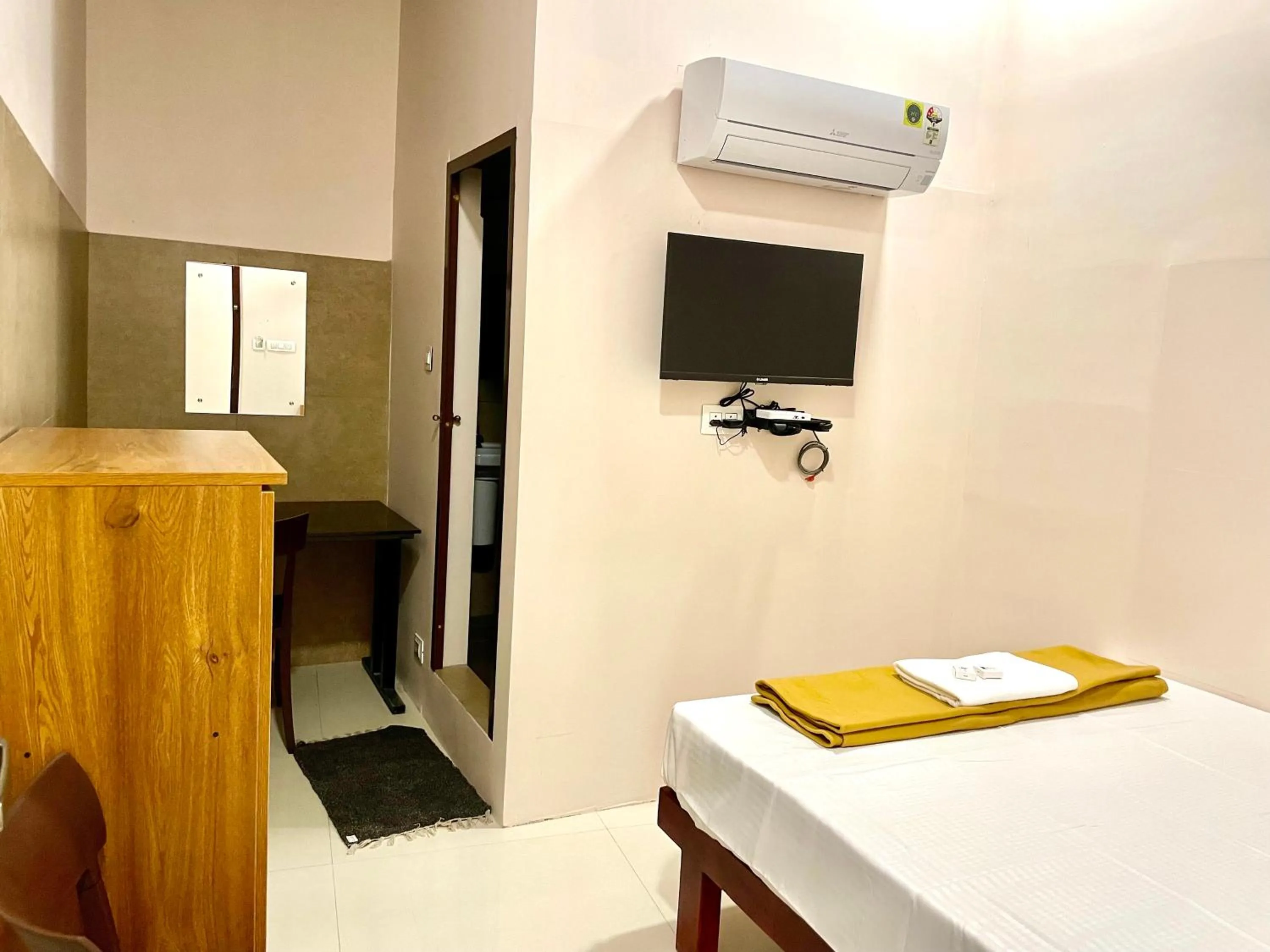 TV and multimedia in Reach Residency